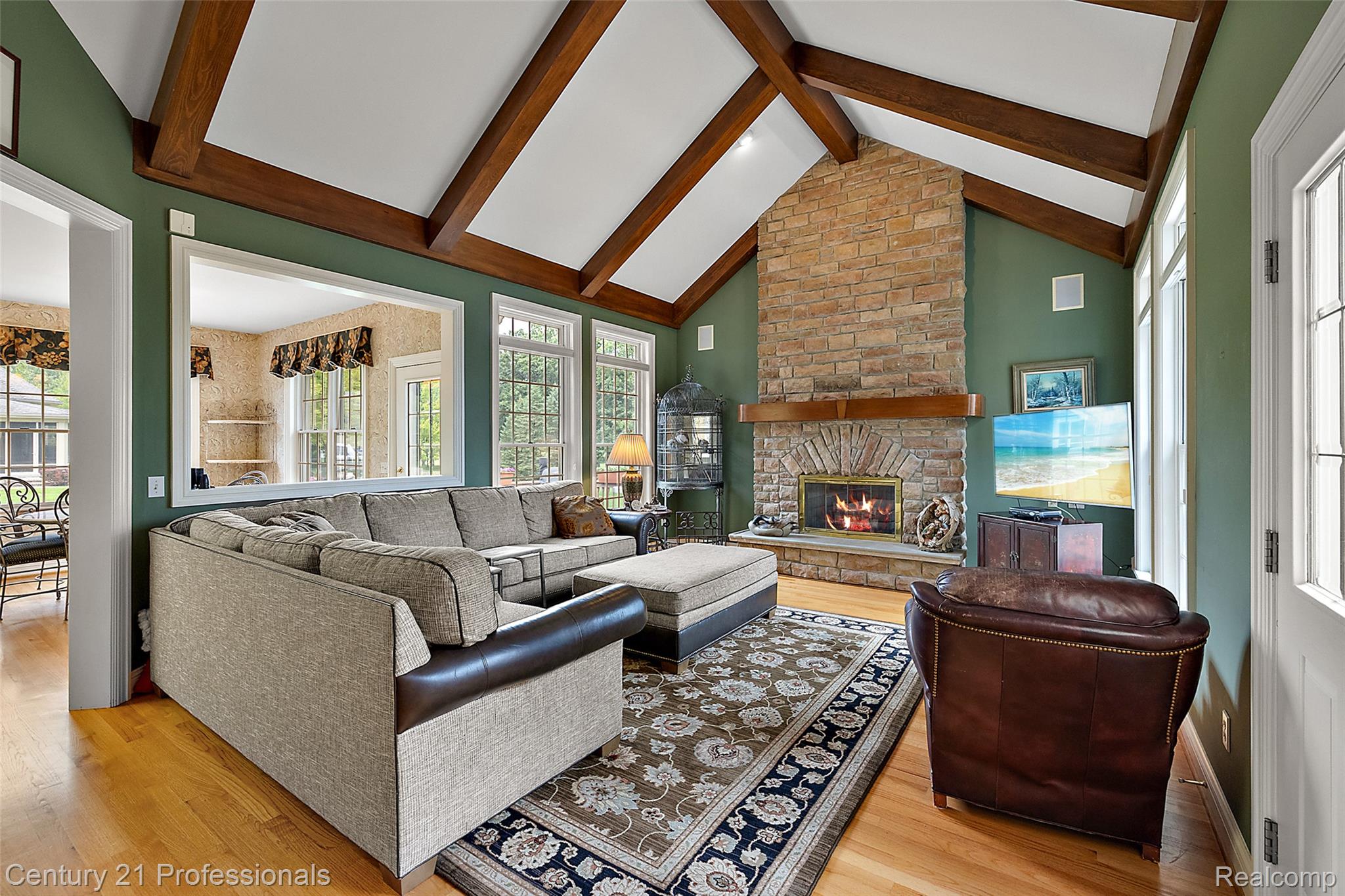 GrandBlanc, Michigan, 48439, United States, 4 Bedrooms Bedrooms, ,5 BathroomsBathrooms,Residential,For Sale,1980457