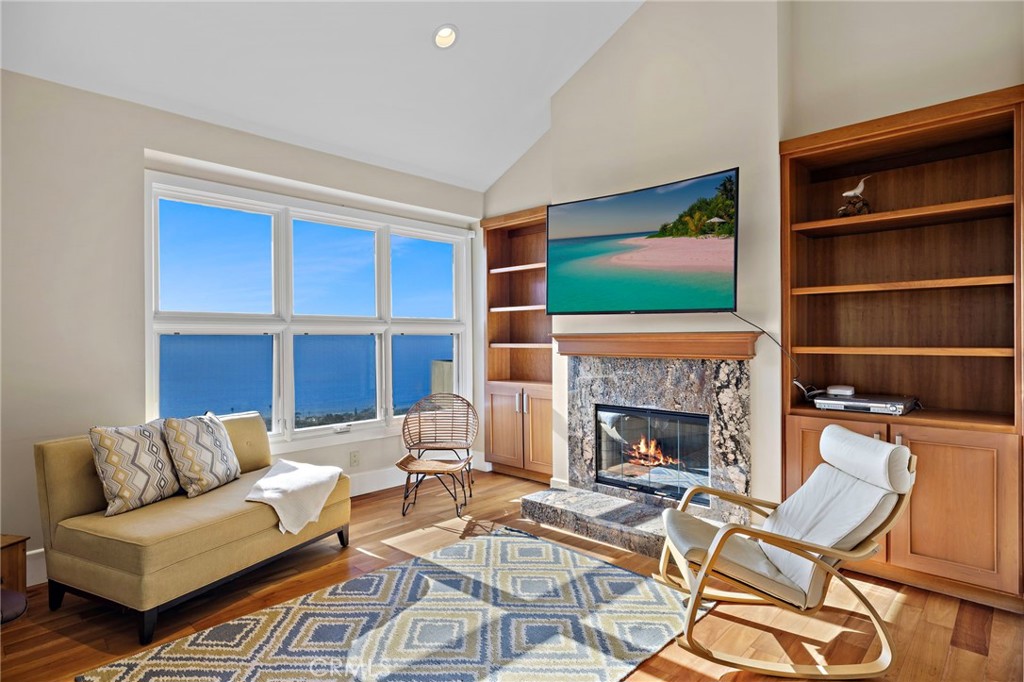 Laguna Beach, California, 92651, United States, 4 Bedrooms Bedrooms, ,5 BathroomsBathrooms,Residential,For Sale,2000559