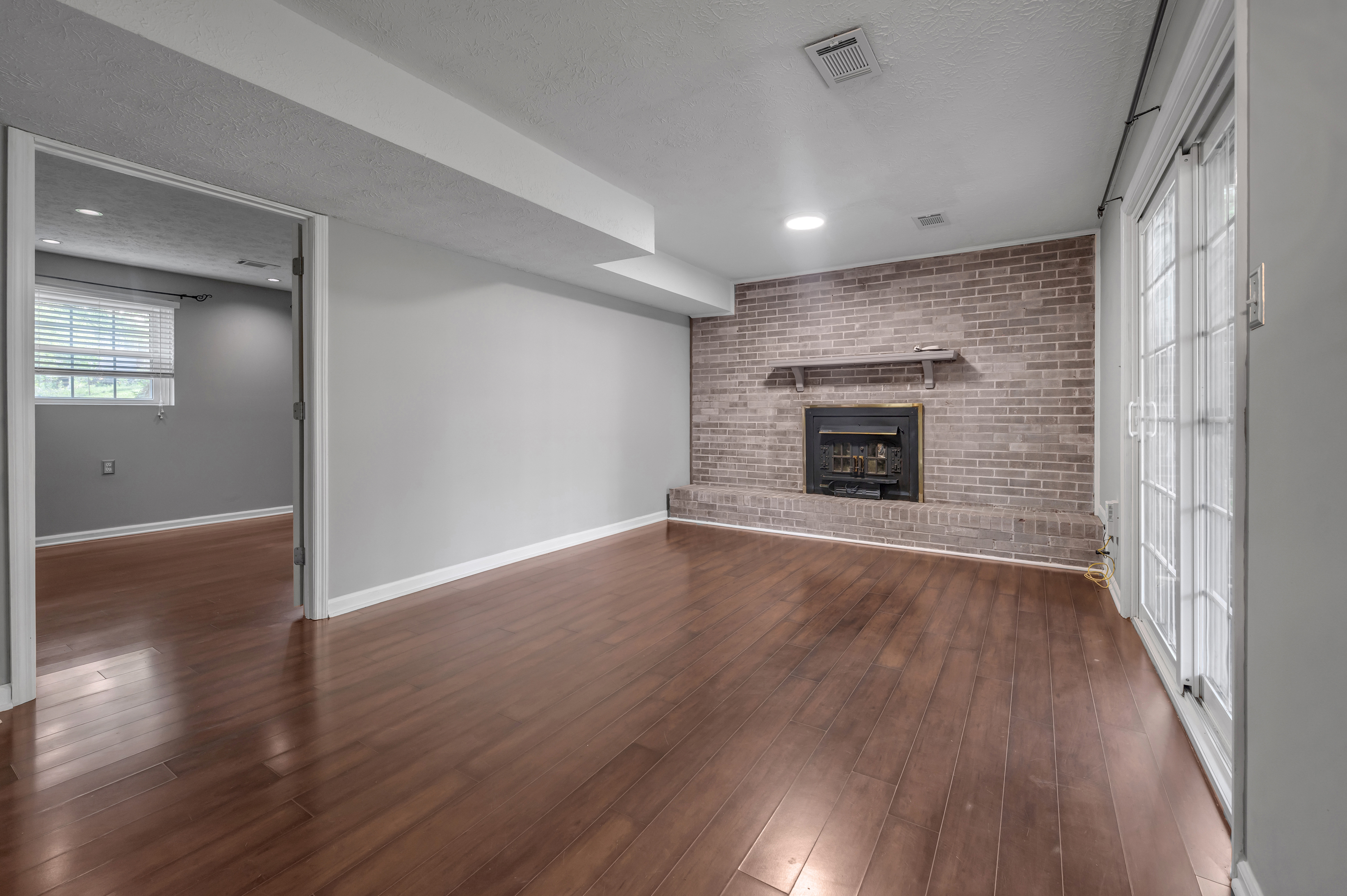  568 Merrimac Drive - 物件實景