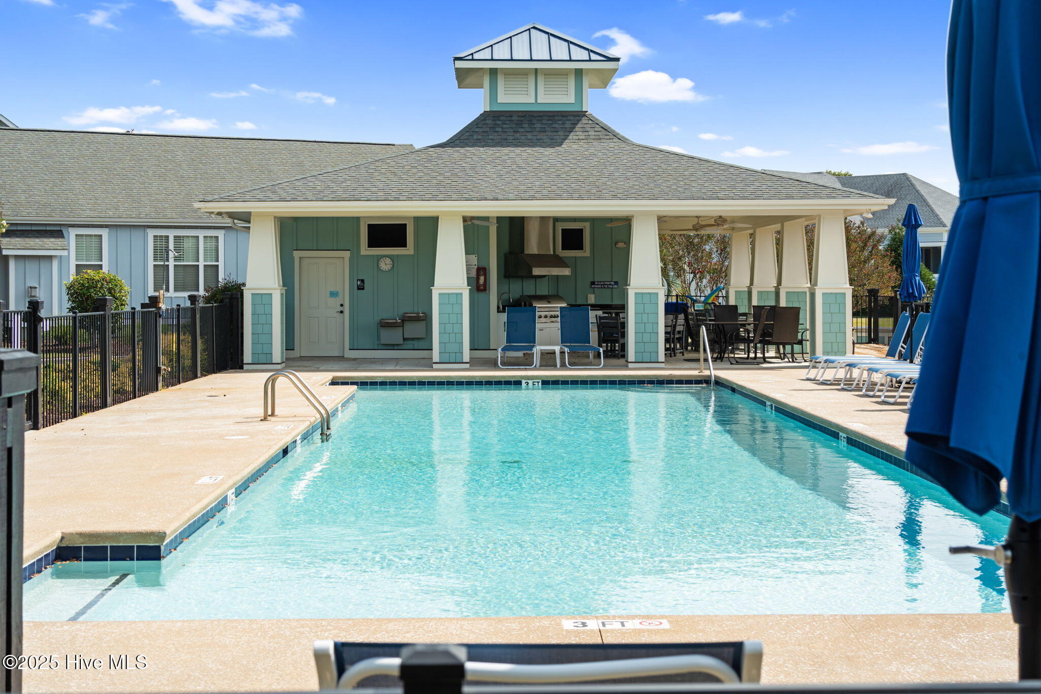 Southport, North Carolina, 28461, United States, 3 Bedrooms Bedrooms, ,3 BathroomsBathrooms,Residential,For Sale,2040349