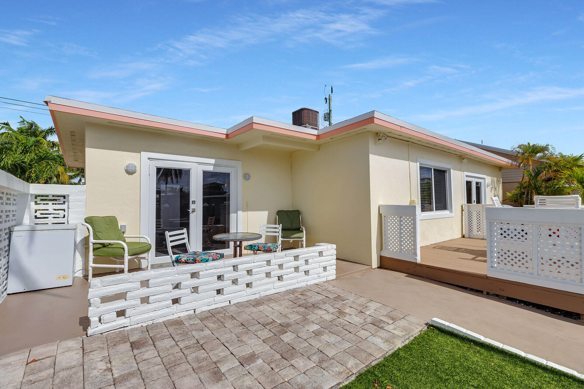 MARATHON, Florida, 33050, United States, 2 Bedrooms Bedrooms, ,2 BathroomsBathrooms,Residential,For Sale,1989170