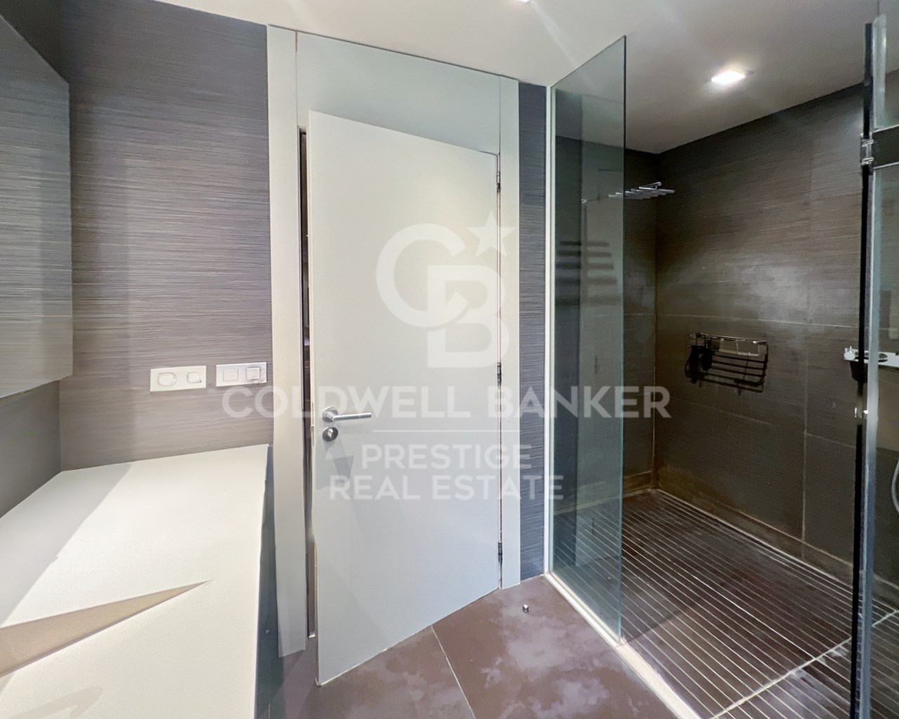 Barcelona, Catalonia, ES, 6 Bedrooms Bedrooms, ,4 BathroomsBathrooms,Residential,For Sale,1617647