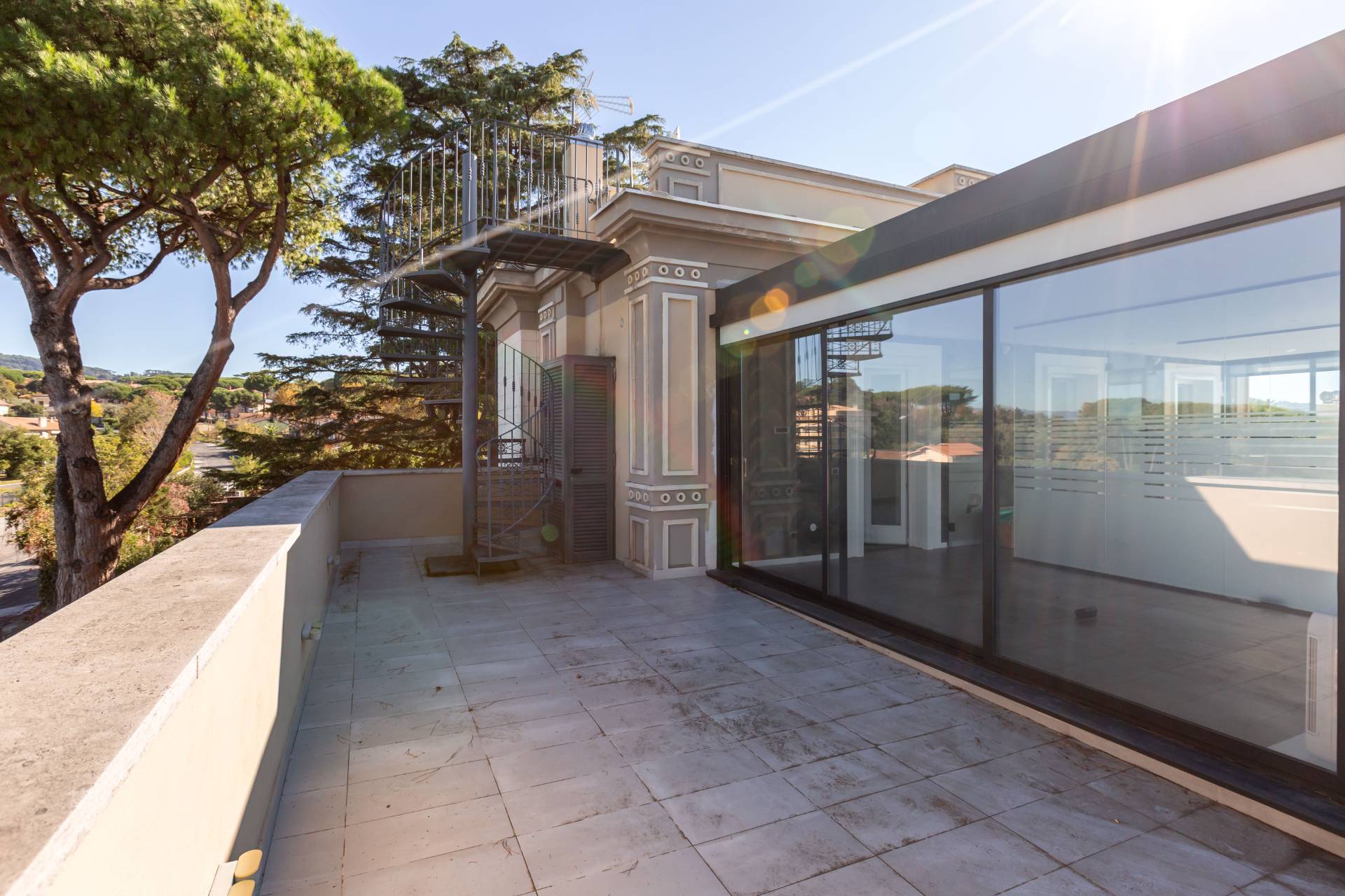 Grottaferrata, Roma, 00046, IT, 4 Bedrooms Bedrooms, ,2 BathroomsBathrooms,Residential,For Sale,1989453