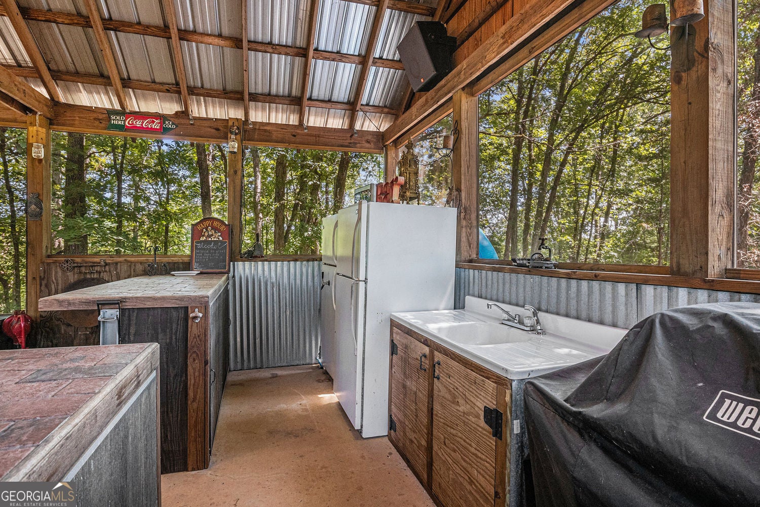 Elberton, Georgia, 30635, United States, 3 Bedrooms Bedrooms, ,4 BathroomsBathrooms,Residential,For Sale,1952014