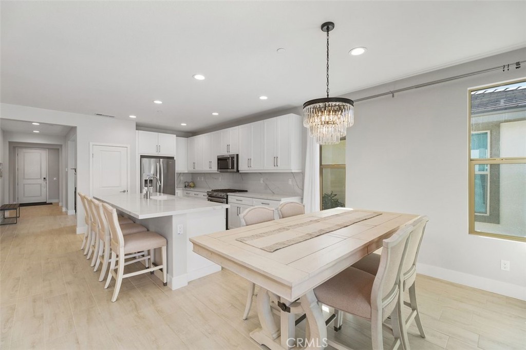 Indio, California, 92201, United States, 2 Bedrooms Bedrooms, ,3 BathroomsBathrooms,Residential,For Sale,1919673