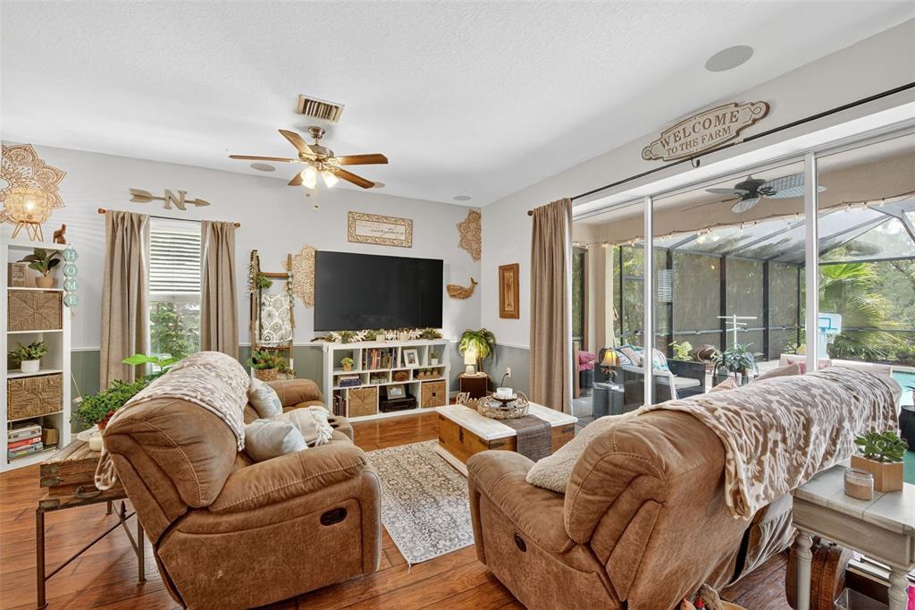 Venice, Florida, 34293, United States, 3 Bedrooms Bedrooms, ,3 BathroomsBathrooms,Residential,For Sale,1895791