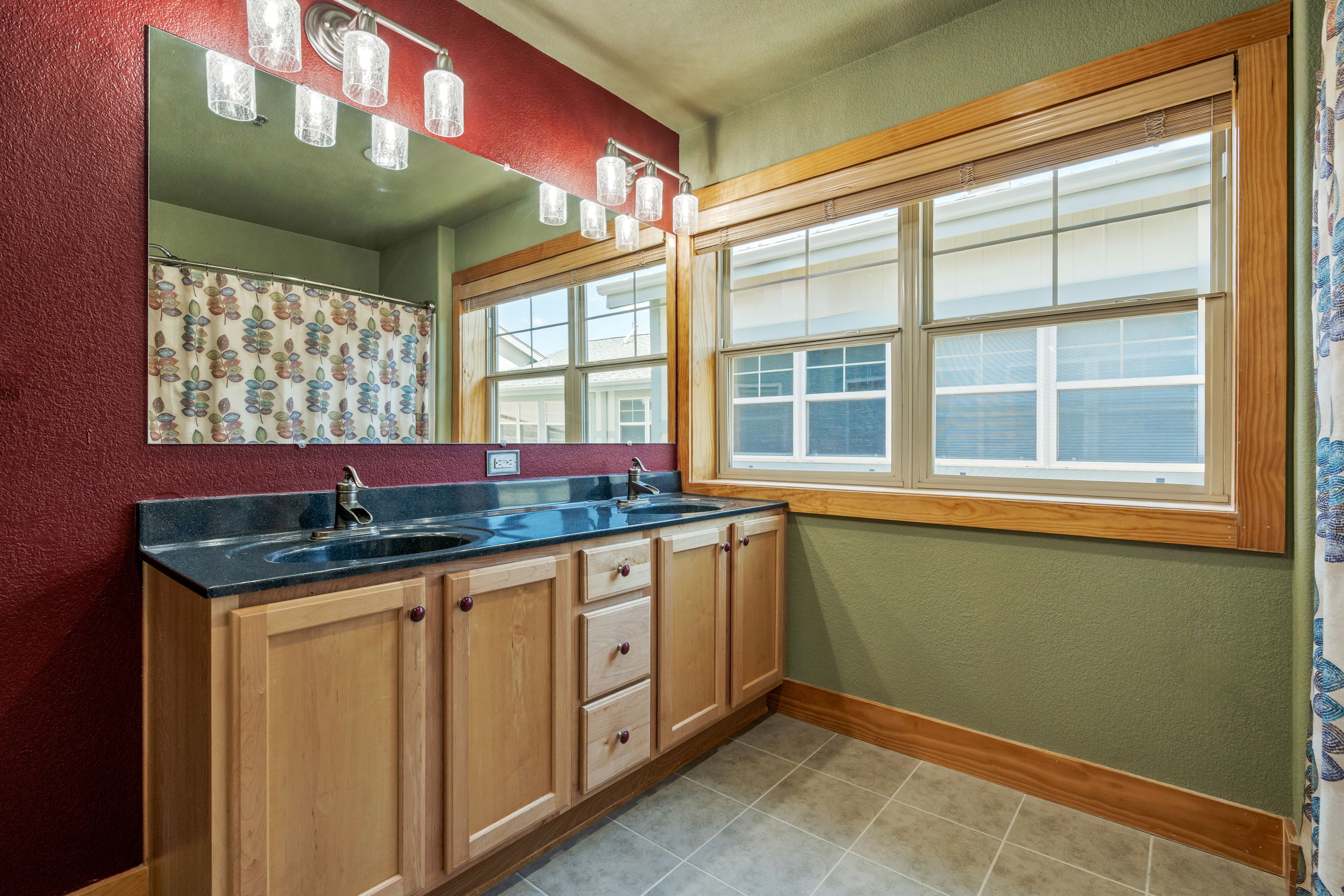  135 Main Street #205, Dillon, CO, 80435 - 物件實景