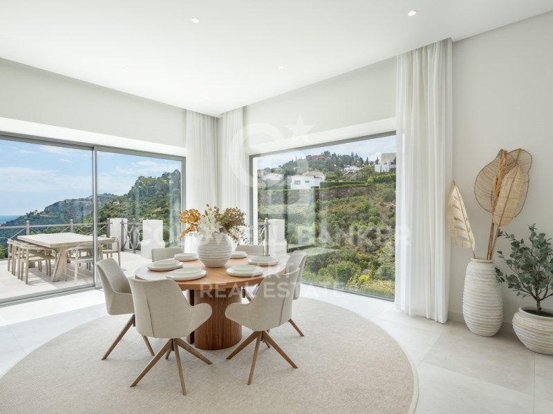 Benahavís, Andalusia, ES, 5 Bedrooms Bedrooms, ,7 BathroomsBathrooms,Residential,For Sale,1874908