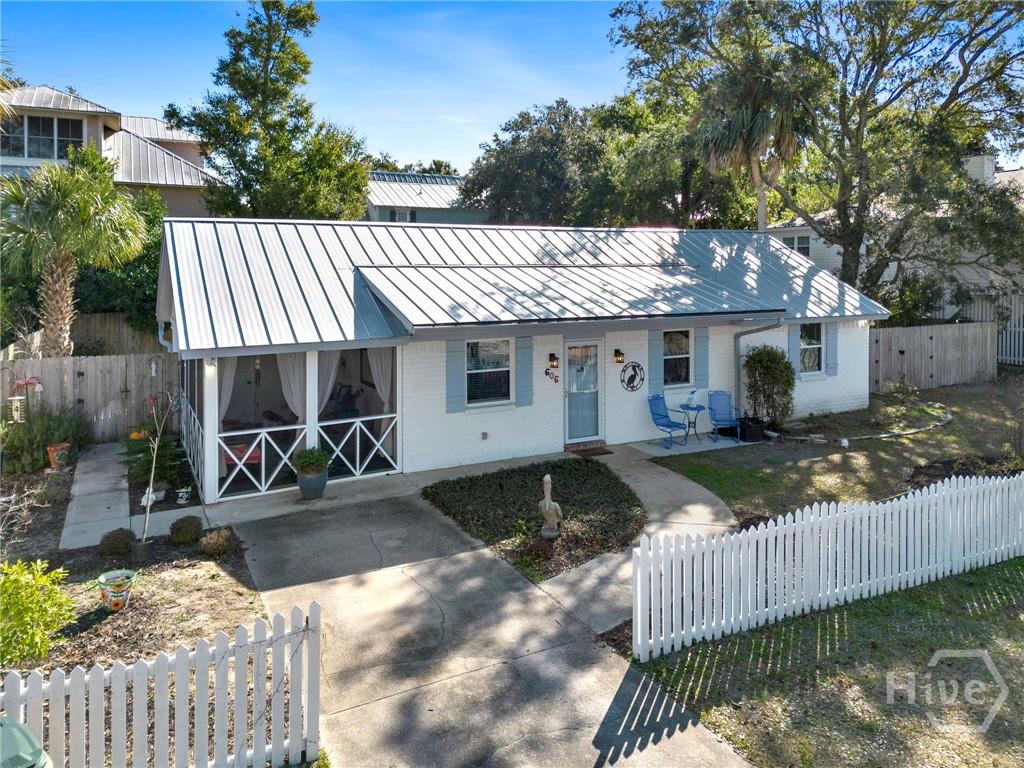 TYBEE ISLAND, Georgia, 31328, United States, 3 Bedrooms Bedrooms, ,2 BathroomsBathrooms,Residential,For Sale,2014839