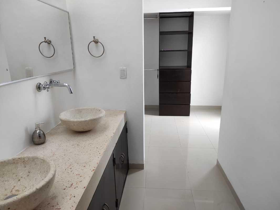 27, Mérida, Yucatán, 97113, Mexico, 4 Bedrooms Bedrooms, ,5 BathroomsBathrooms,Residential,For Sale,27,1628955