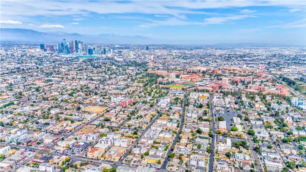 Los Angeles, California, 90007, United States, ,Residential,For Sale,1984452