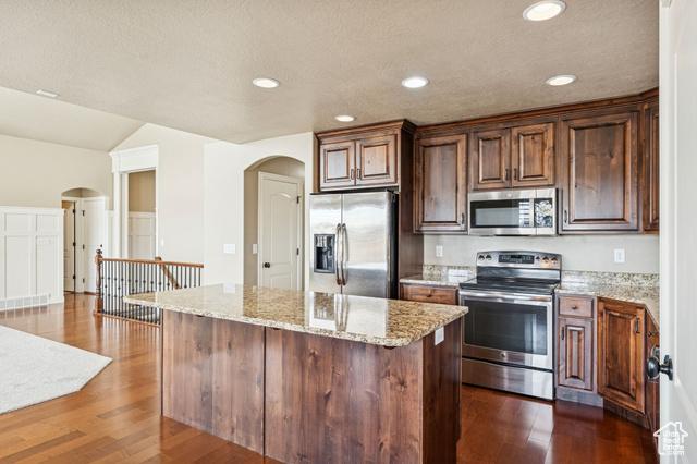 West Haven, Utah, 84401, United States, 6 Bedrooms Bedrooms, ,3 BathroomsBathrooms,Residential,For Sale,1984111