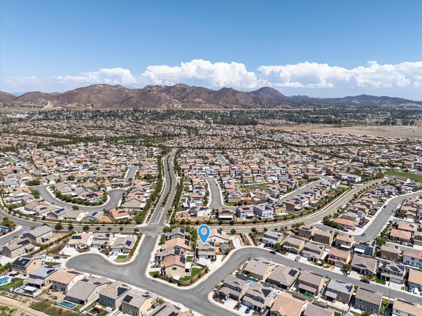 Lake Elsinore, California, 92530, United States, 3 Bedrooms Bedrooms, ,2 BathroomsBathrooms,Residential,For Sale,2007518