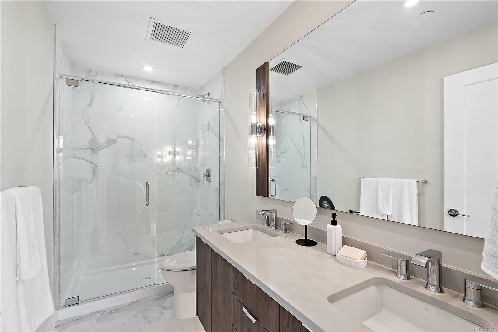CENTRAL SAANICH, British Columbia, V8M 0B9, CA, 1 Bedroom Bedrooms, ,Residential,For Sale,1891209