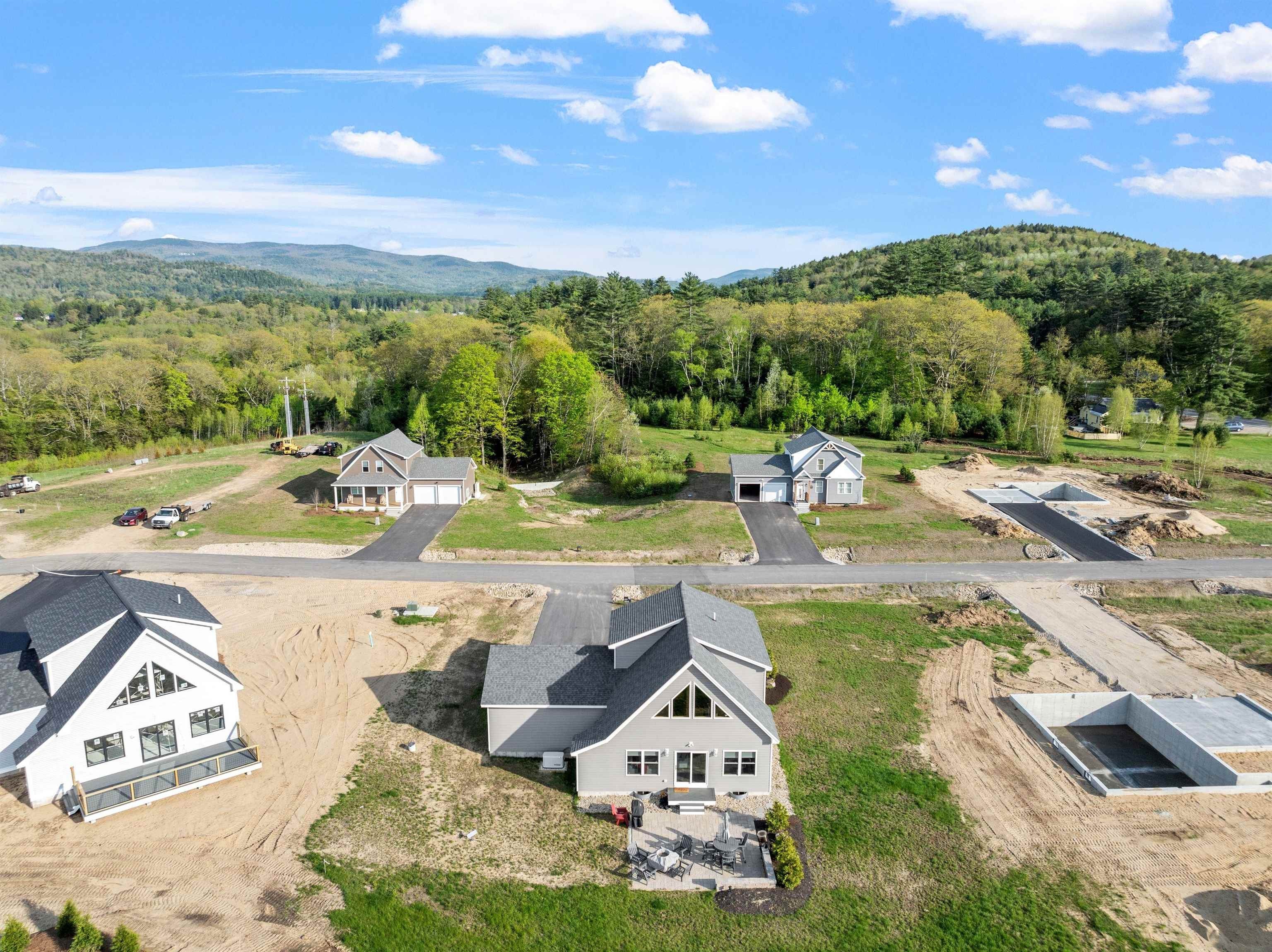 Thornton, New Hampshire, 03285, United States, 3 Bedrooms Bedrooms, ,3 BathroomsBathrooms,Residential,For Sale,1974001