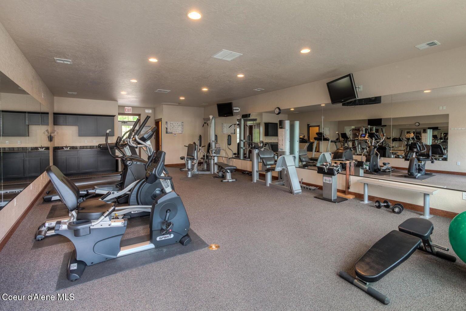 Coeur d'Alene, Idaho, 83814, United States, 3 Bedrooms Bedrooms, ,3 BathroomsBathrooms,Residential,For Sale,1936961