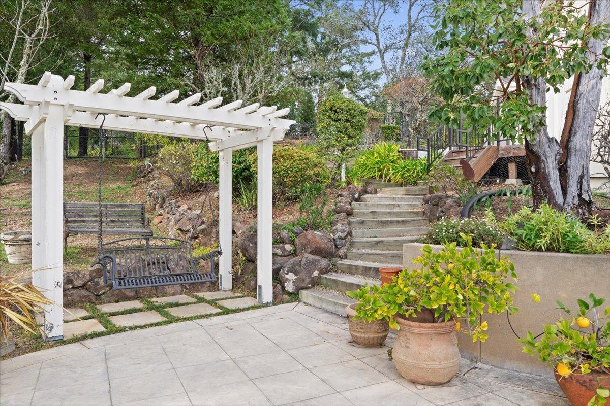 Los Gatos, California, 95033, United States, 5 Bedrooms Bedrooms, ,4 BathroomsBathrooms,Residential,For Sale,1744780