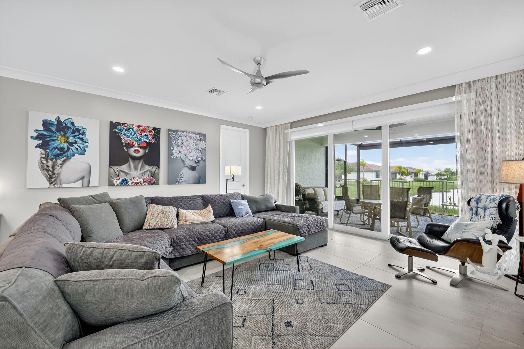 Port St Lucie, Florida, 34987, United States, 2 Bedrooms Bedrooms, ,2 BathroomsBathrooms,Residential,For Sale,1979461