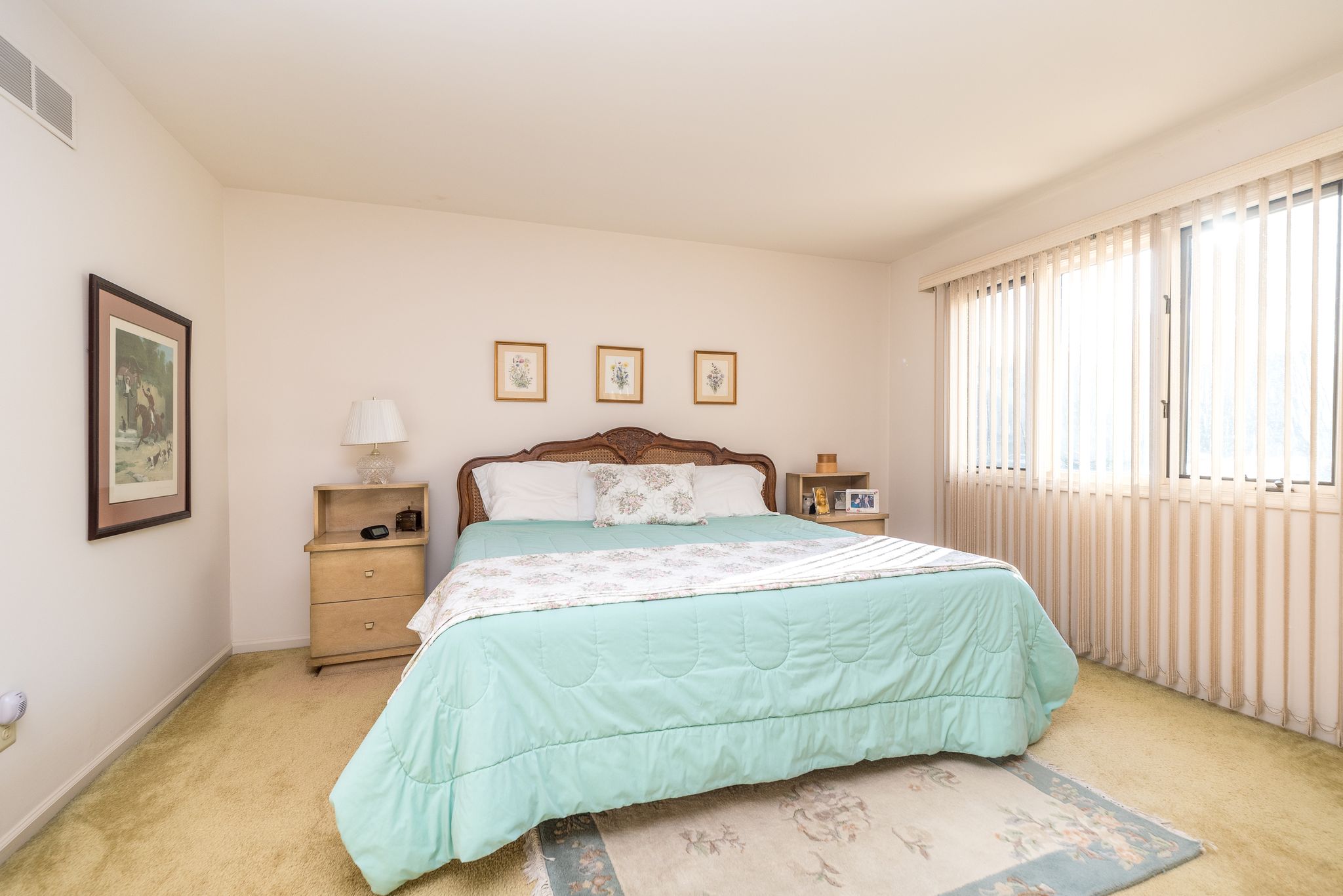 Chesterbrook, Pennsylvania, 19087, United States, 2 Bedrooms Bedrooms, ,3 BathroomsBathrooms,Residential,For Sale,1978885