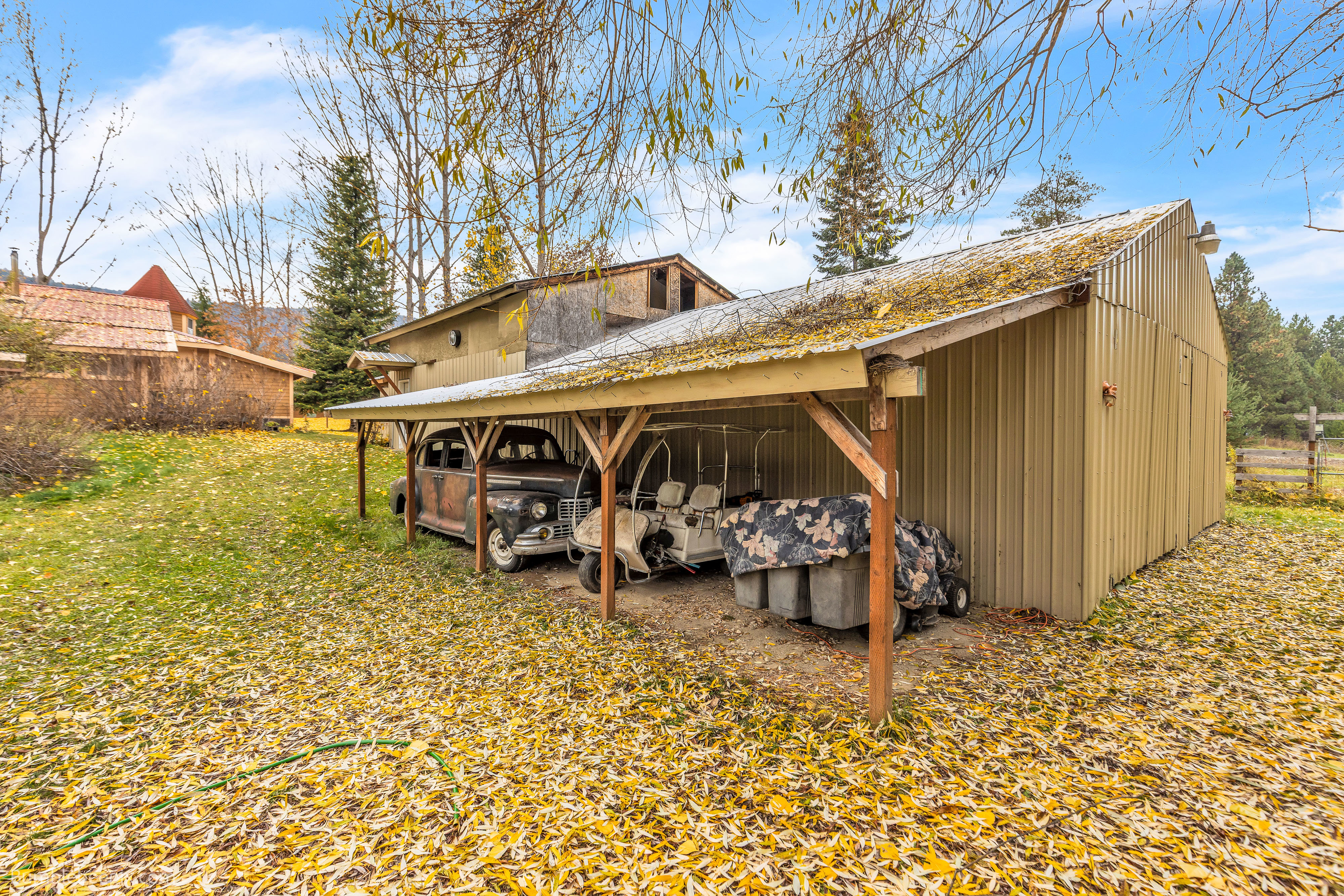 Cusick, Washington, 99119, United States, 4 Bedrooms Bedrooms, ,1 BathroomBathrooms,Residential,For Sale,1988641