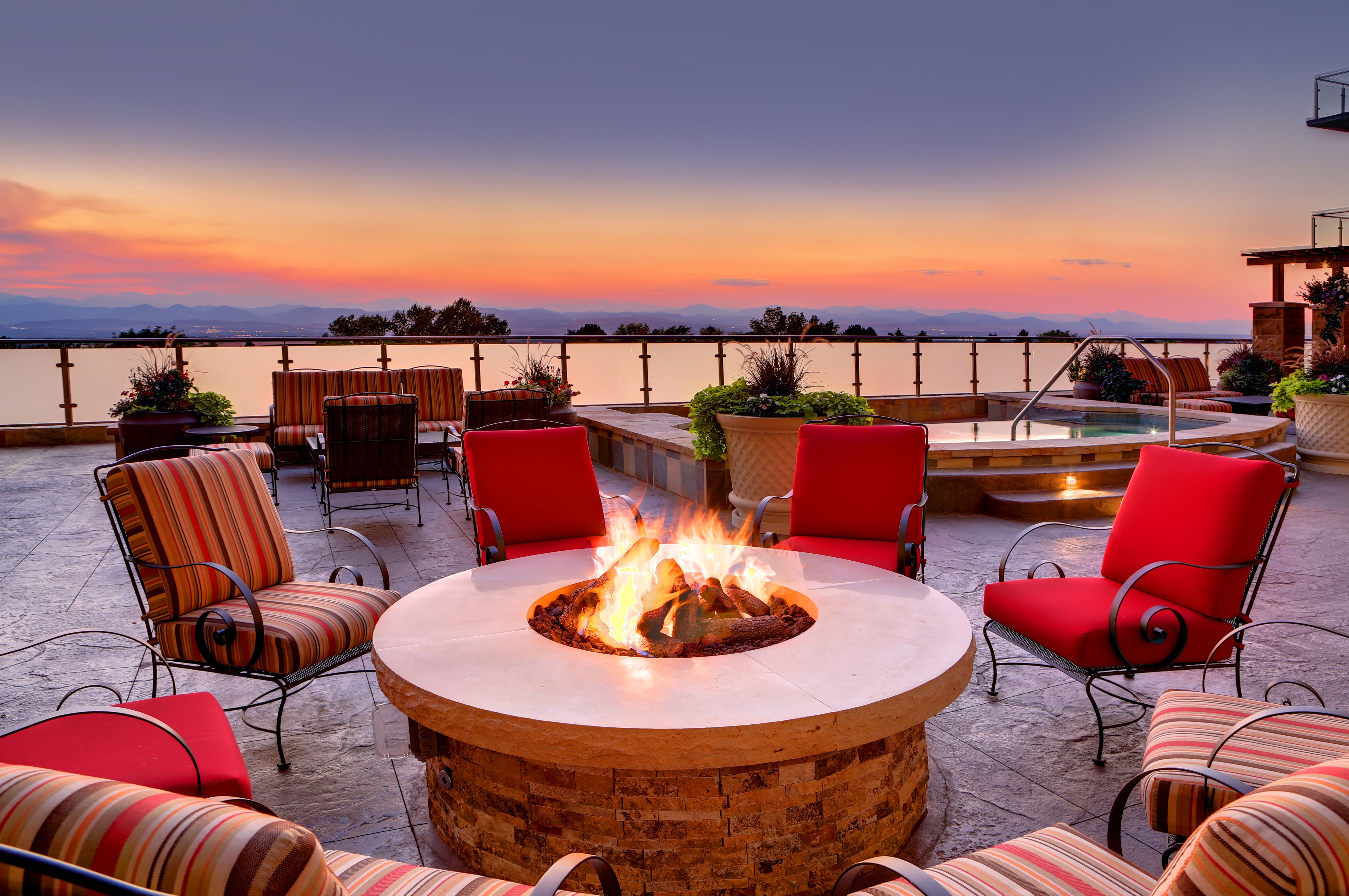  Easy to Transition Between Indoor Comfort and Outdoor Serenity - 物件實景