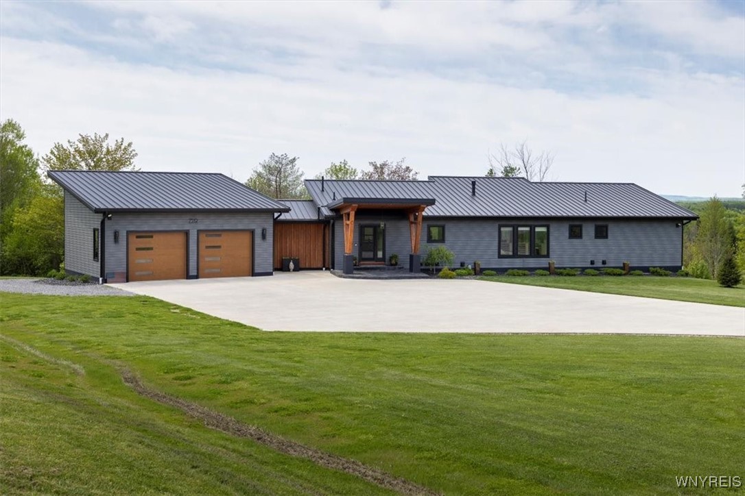 Concord, New York, 14141, United States, 3 Bedrooms Bedrooms, ,3 BathroomsBathrooms,Residential,For Sale,1823281