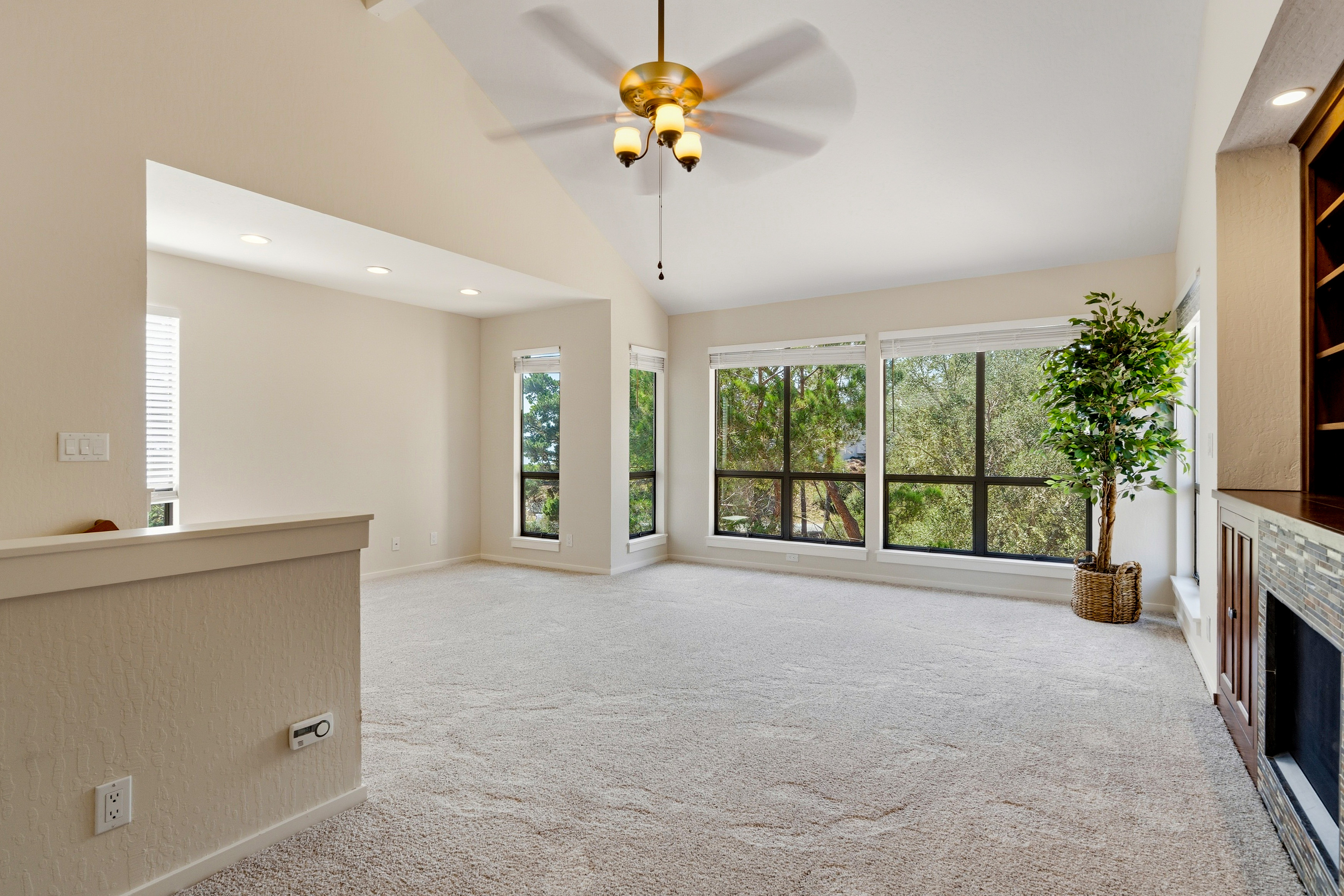  3599 Eastfield Court - 物件實景