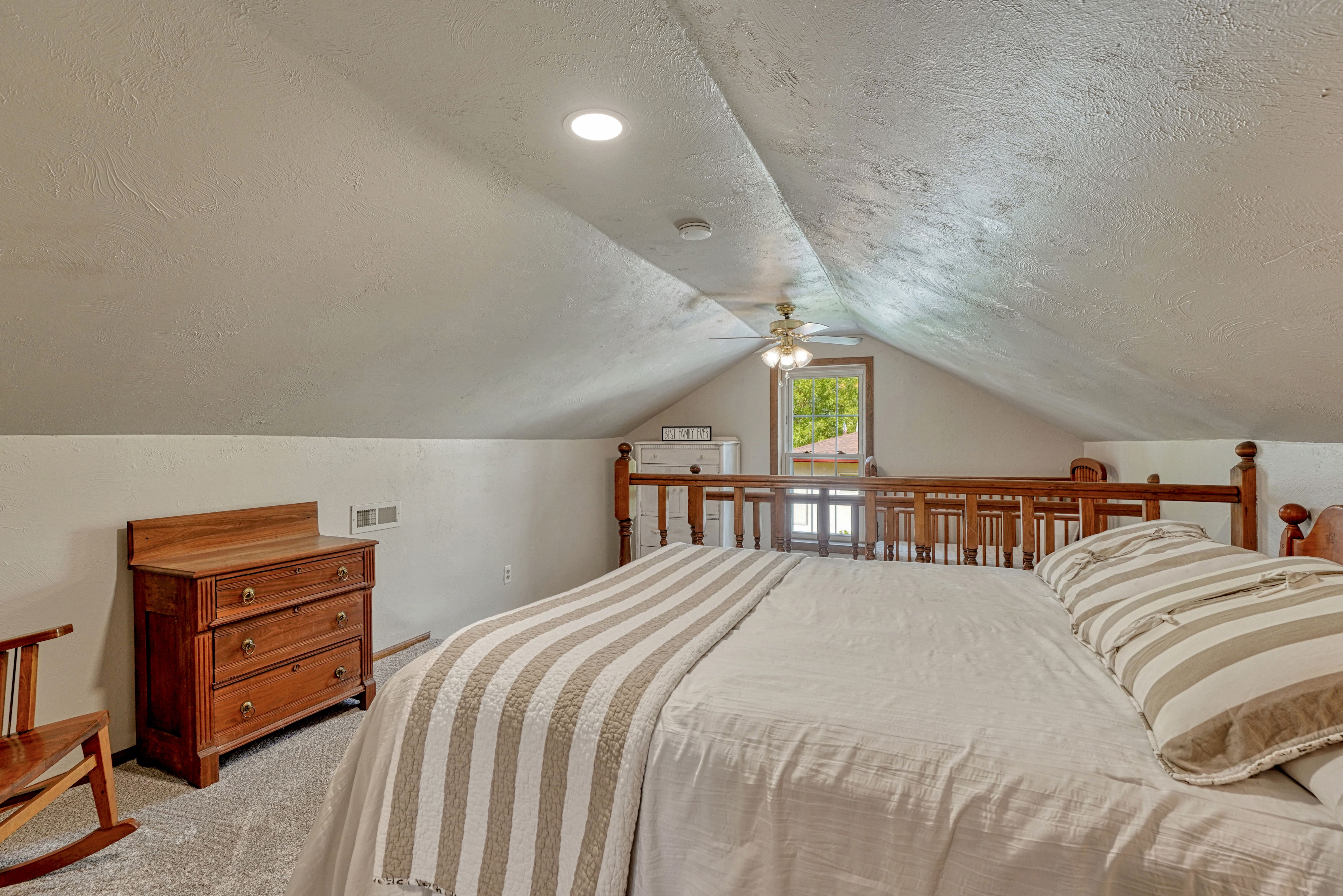  Corner-Lot Charm Near Patty Jewett and Downtown - 物件實景