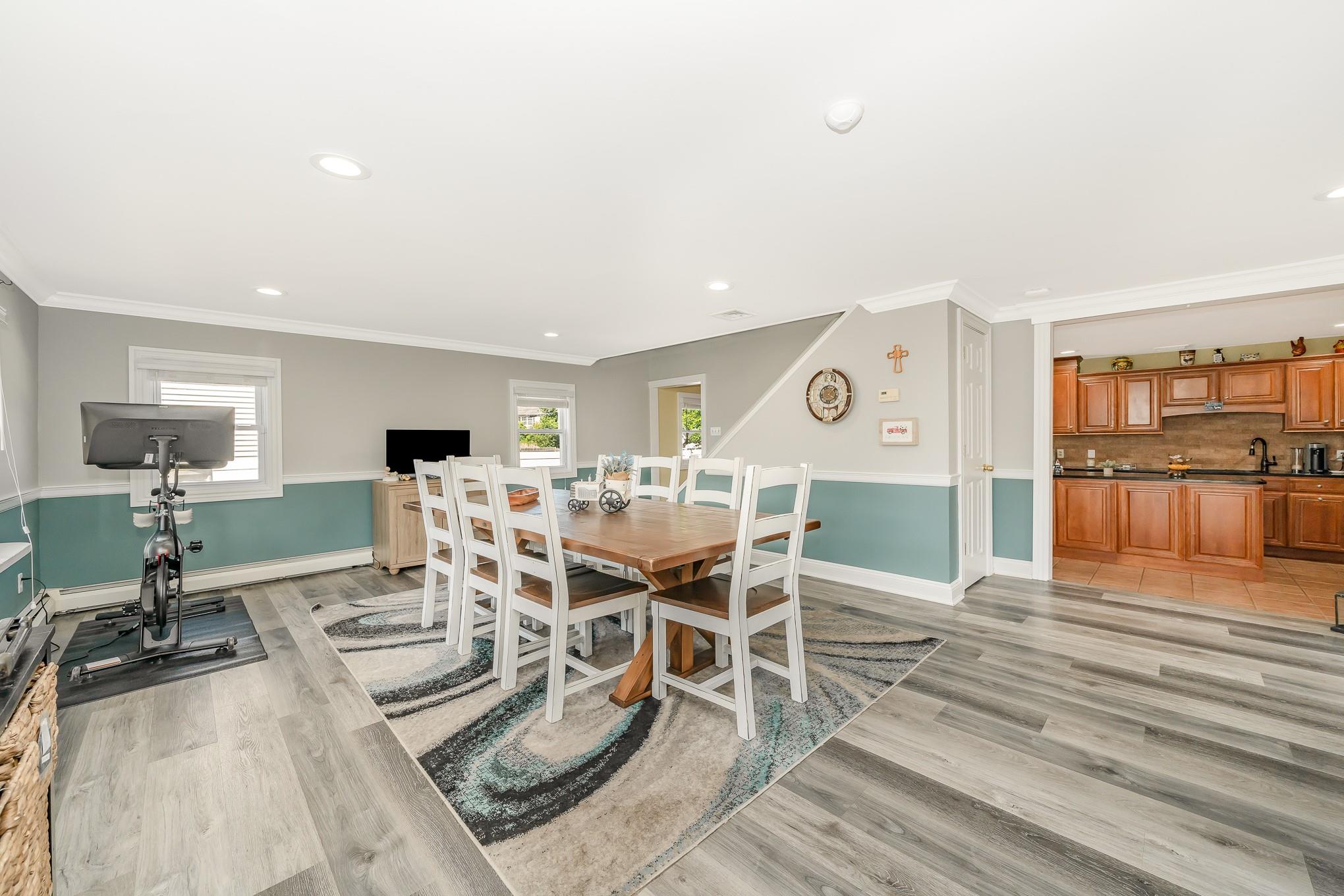 Merrick, New York, 11566, United States, 4 Bedrooms Bedrooms, ,2 BathroomsBathrooms,Residential,For Sale,1931896