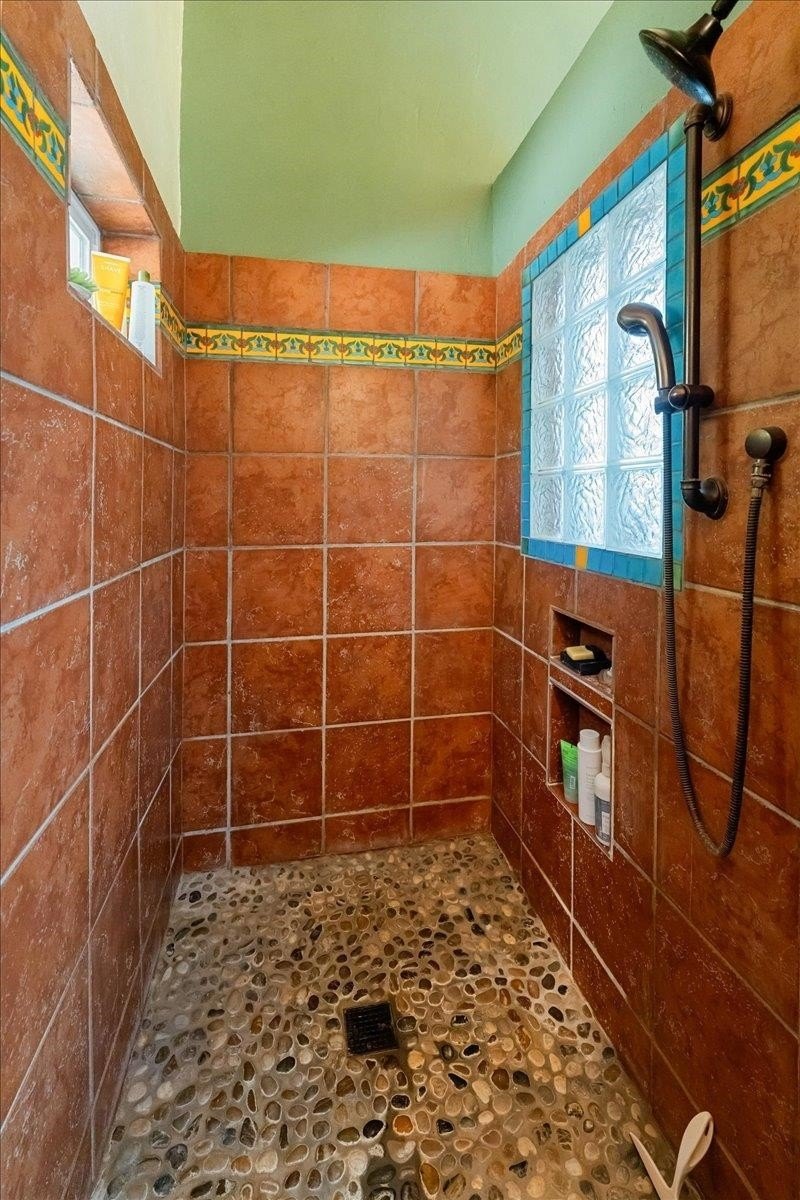 Weed, California, 96094, United States, 4 Bedrooms Bedrooms, ,3 BathroomsBathrooms,Residential,For Sale,2038321