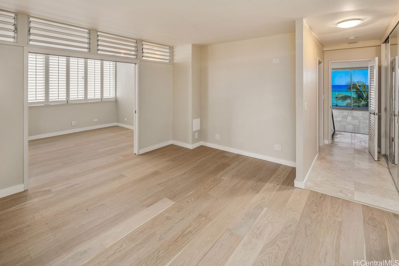 Honolulu, Hawaii, 96815, United States, 2 Bedrooms Bedrooms, ,2 BathroomsBathrooms,Residential,For Sale,1836877