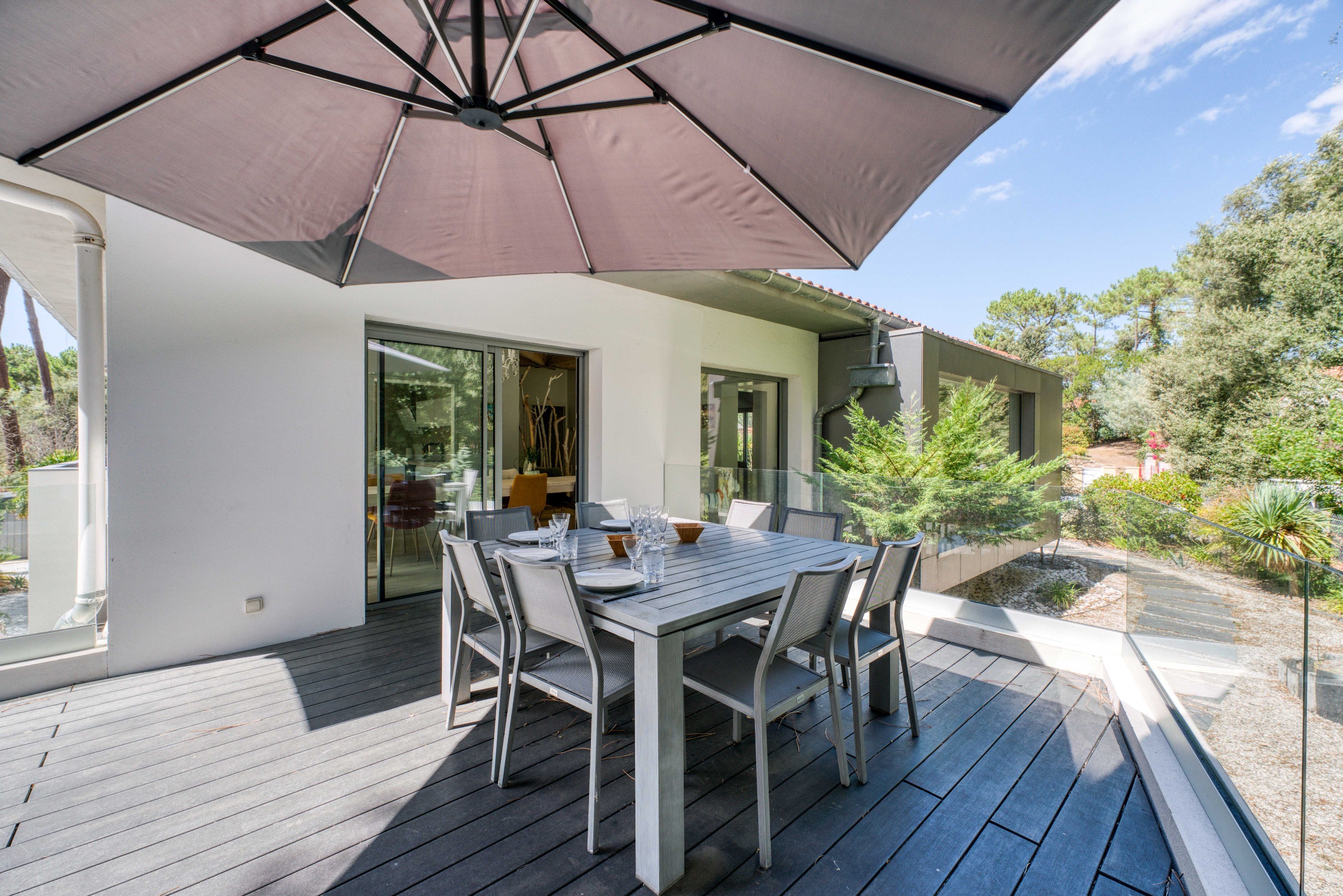  ELEGANT SEASIDE VILLA – 600 METRES FROM THE BEACH OF SAINT GEORGES DE DIDONNE –… - 物件實景