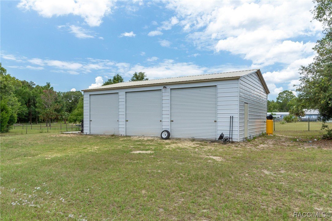 Crystal River, Florida, 34428, United States, 3 Bedrooms Bedrooms, ,3 BathroomsBathrooms,Residential,For Sale,1977079