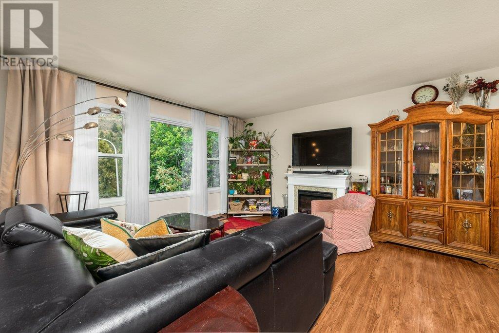 VERNON, British Columbia, V1T 6C6, CA, 3 Bedrooms Bedrooms, ,2 BathroomsBathrooms,Residential,For Sale,1865859