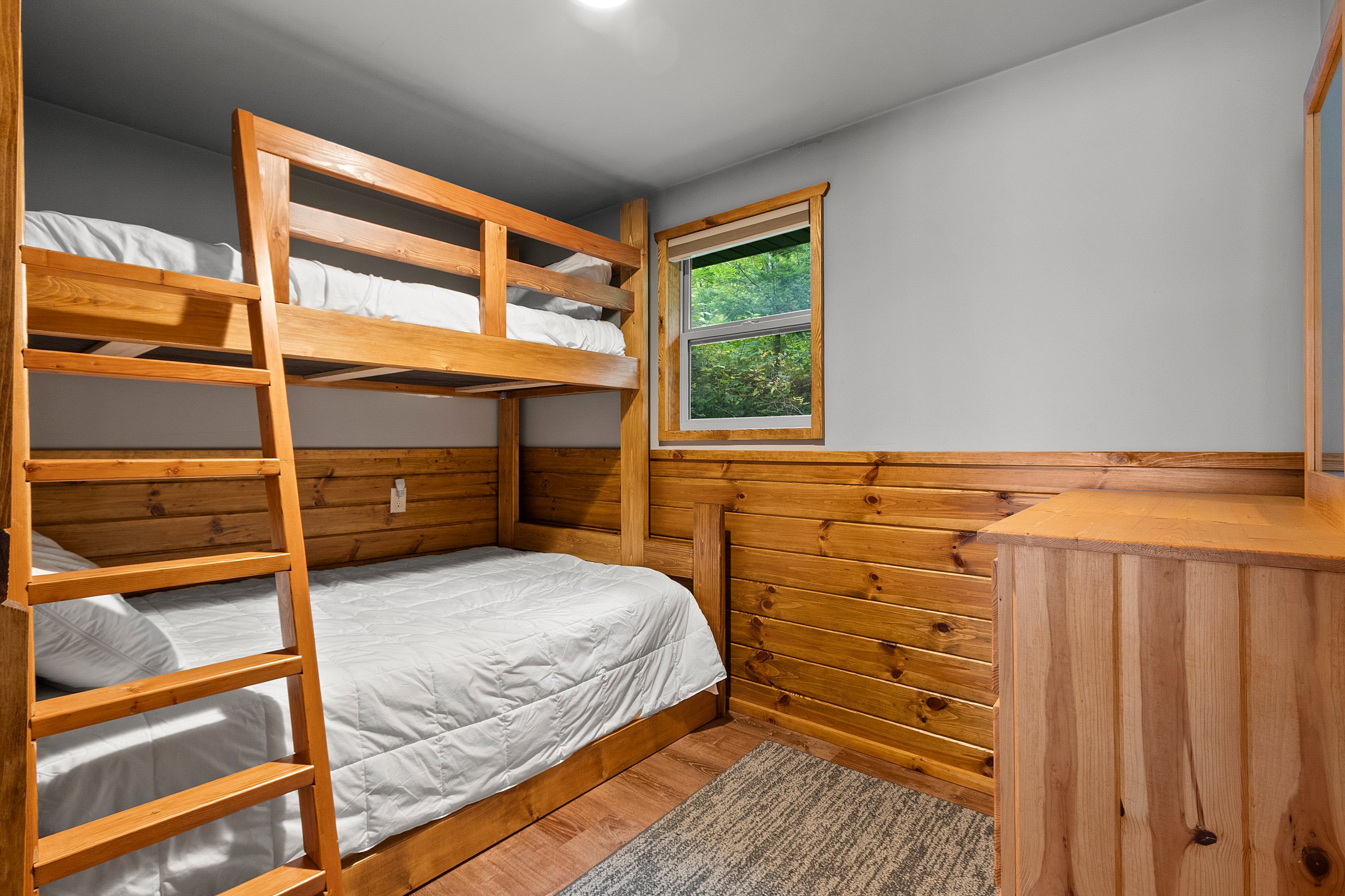 Lakewood, Wisconsin, 54138, United States, 3 Bedrooms Bedrooms, ,1 BathroomBathrooms,Residential,For Sale,1948310