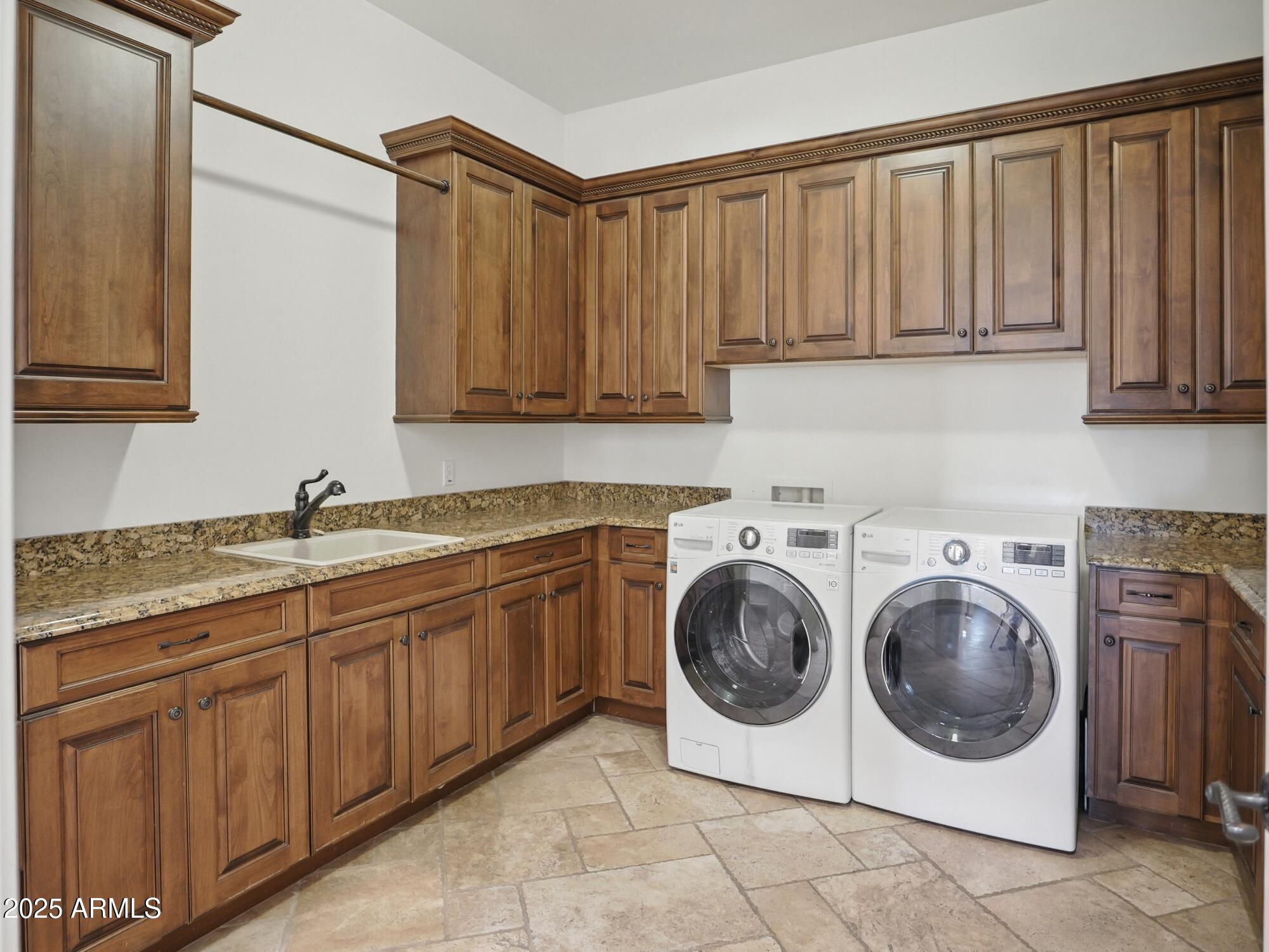 Chandler, Arizona, 85249, United States, 7 Bedrooms Bedrooms, ,8 BathroomsBathrooms,Residential,For Sale,1986072