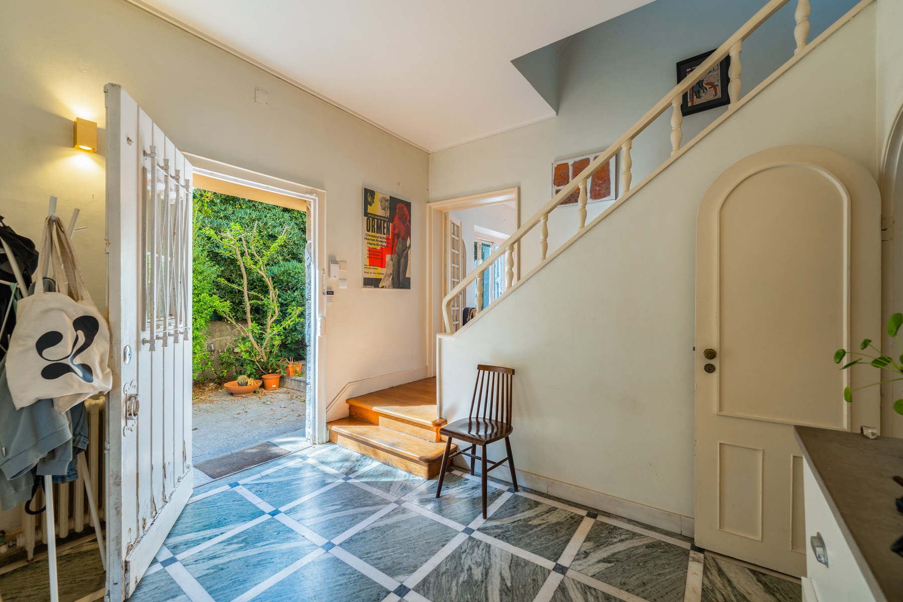  Detached house, 6 bedrooms, for Sale - 物件實景