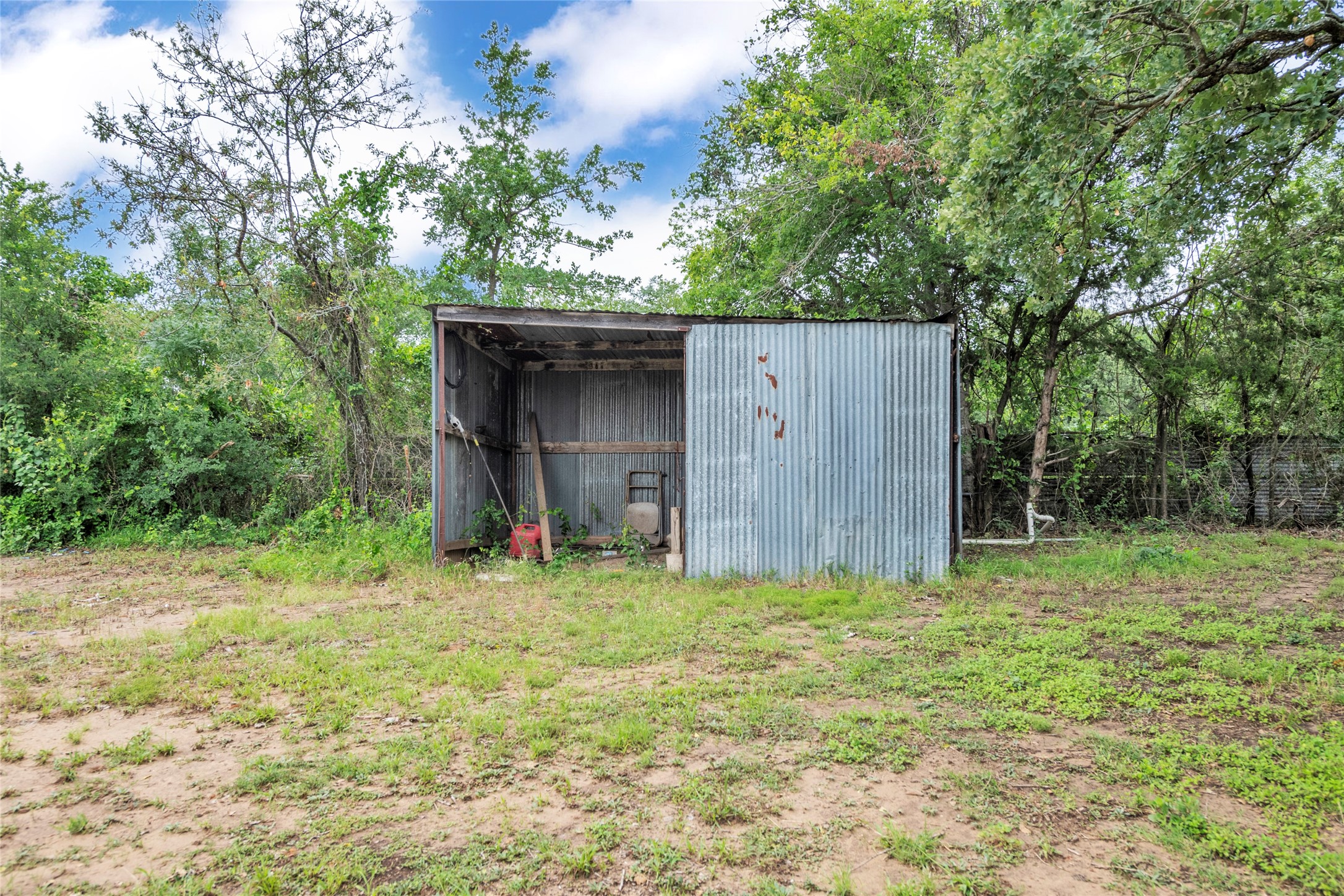 Waco, Texas, 76705, United States, 4 Bedrooms Bedrooms, ,2 BathroomsBathrooms,Residential,For Sale,1960716