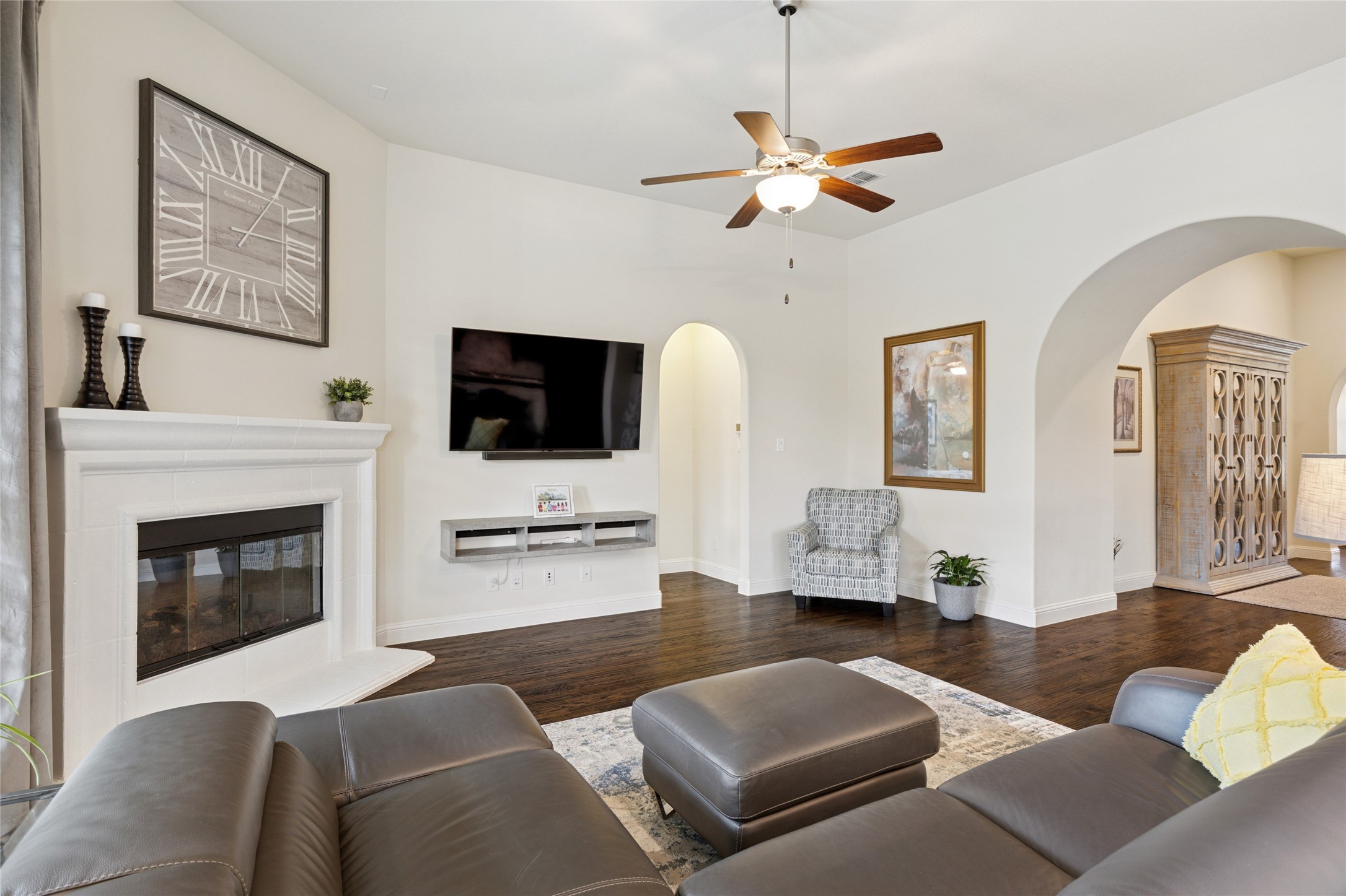 Roanoke, Texas, 76262, United States, 3 Bedrooms Bedrooms, ,3 BathroomsBathrooms,Residential,For Sale,1926228