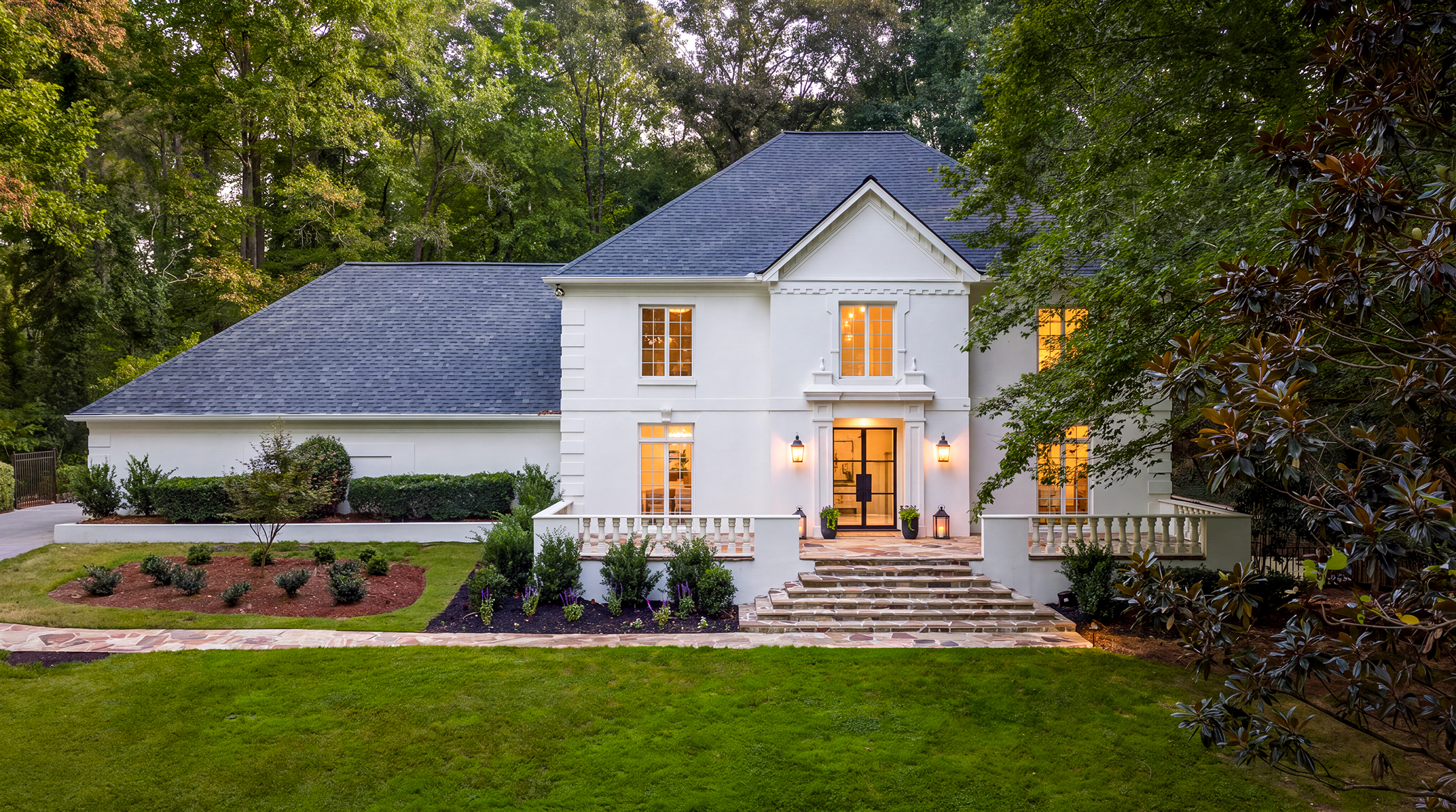  Timeless Architecture, Refined Interiors, and Modern Comfort in Sandy Springs - 物件實景