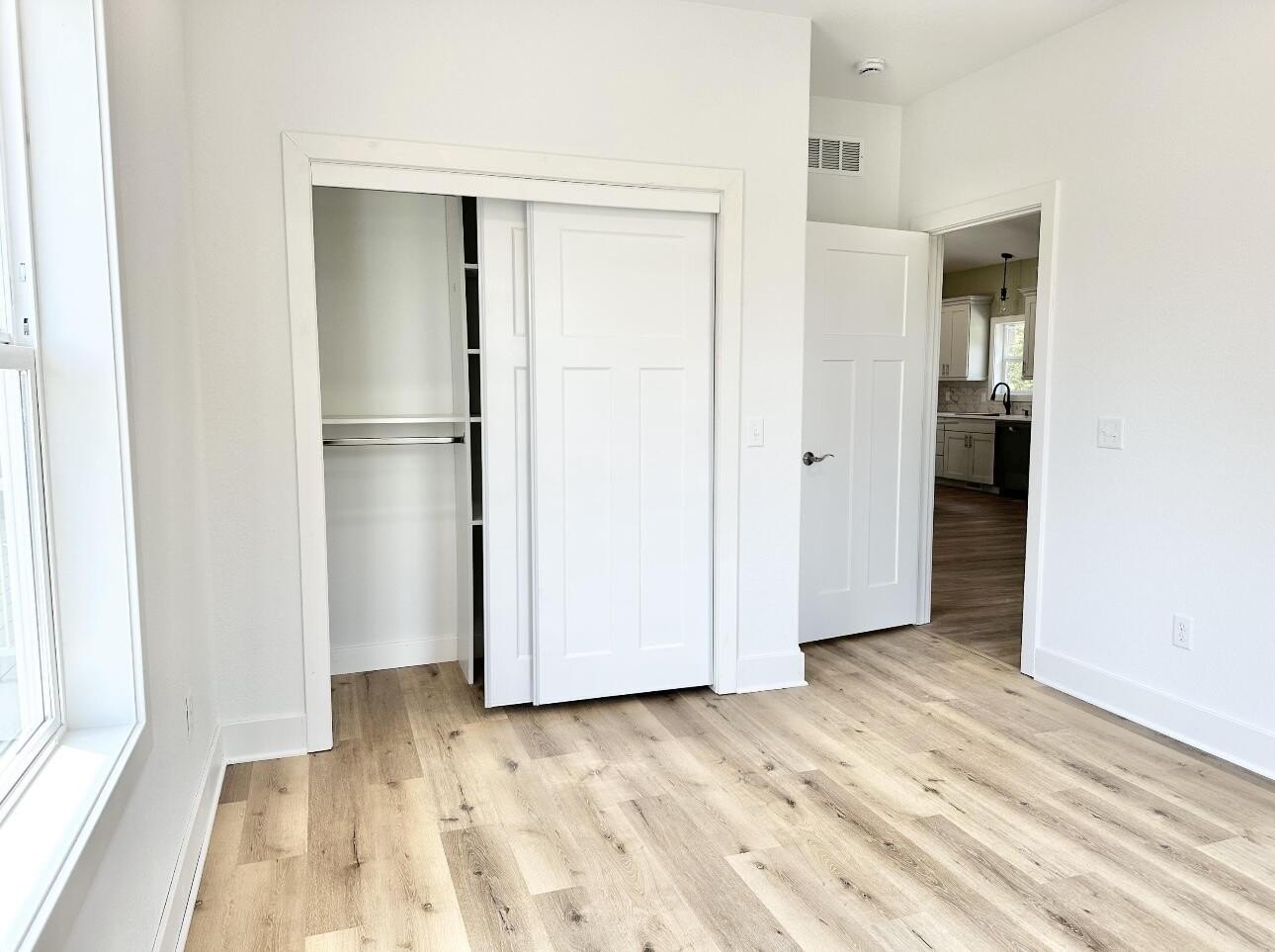 Shell Knob, Missouri, 65747, United States, 5 Bedrooms Bedrooms, ,3 BathroomsBathrooms,Residential,For Sale,1982122