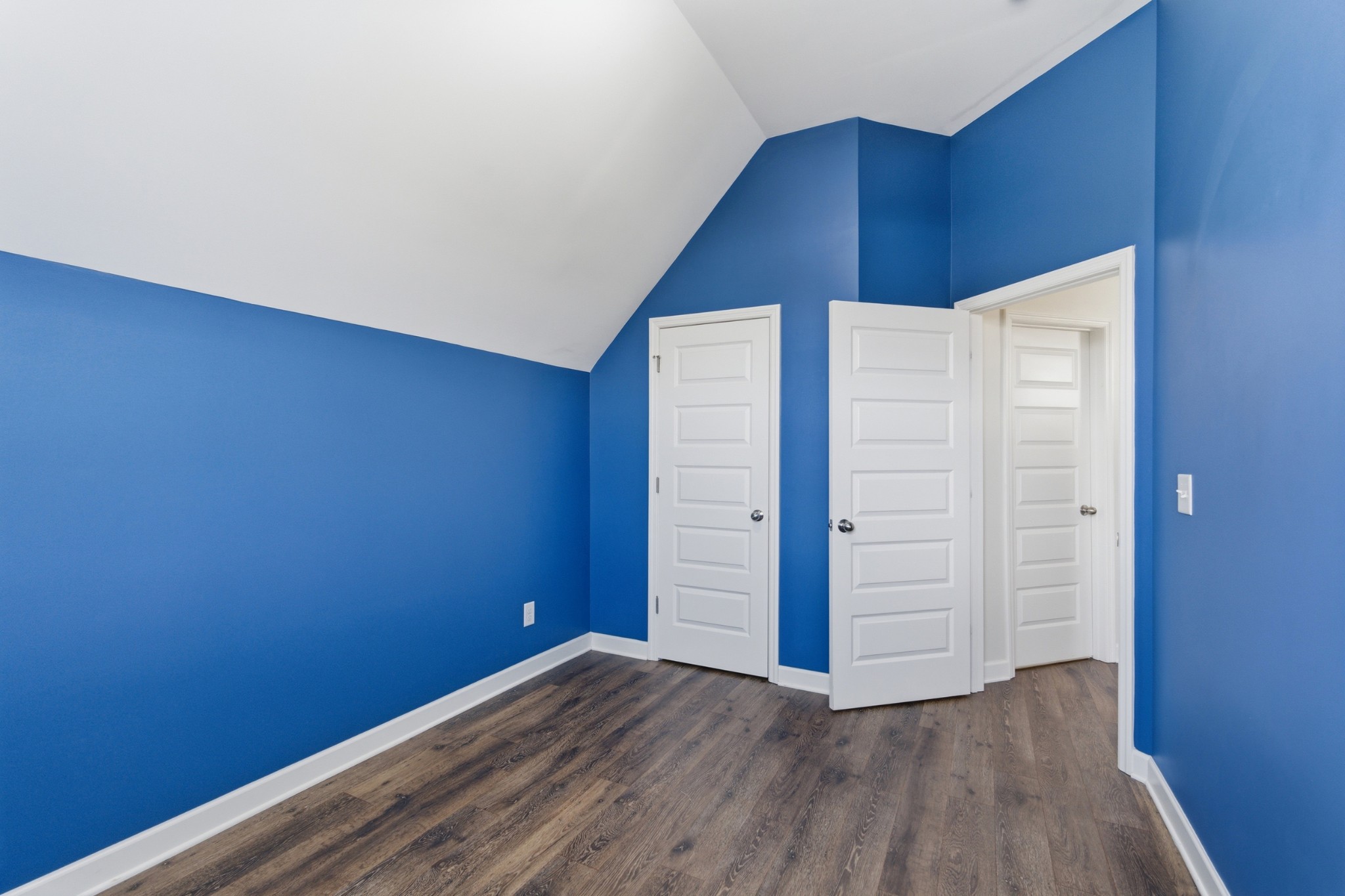  114 Walden Village Ct, Nashville, TN, 37210 - 物件實景