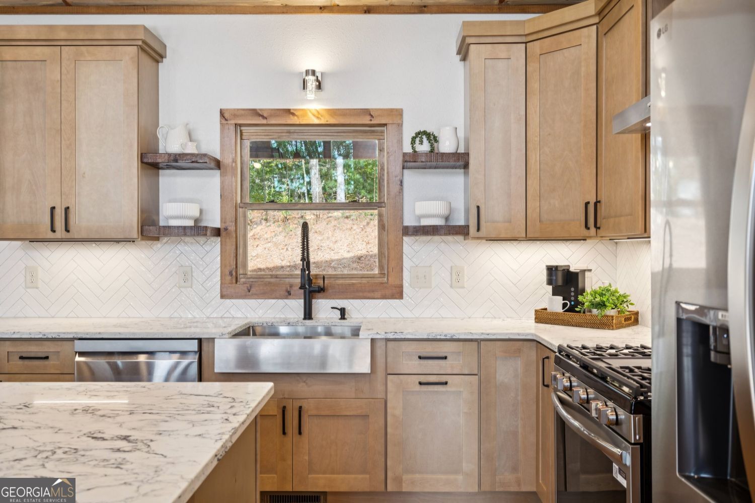 Mineral Bluff, Georgia, 30559, United States, 4 Bedrooms Bedrooms, ,4 BathroomsBathrooms,Residential,For Sale,1962222