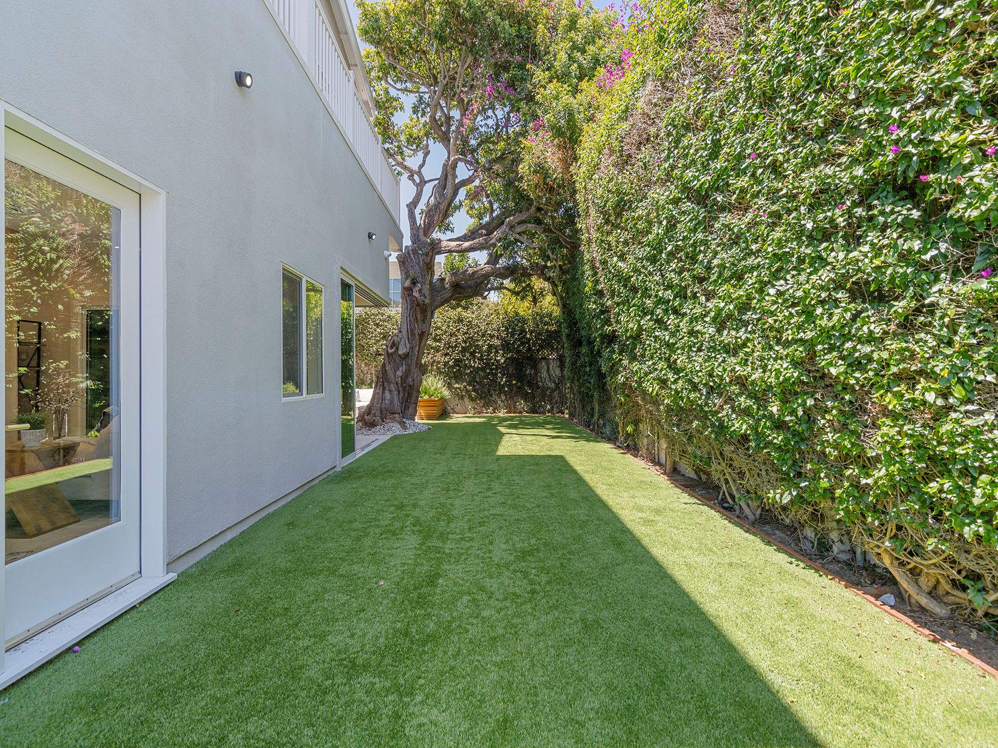  2300 John Street, Manhattan Beach, CA 90266 - 物件實景