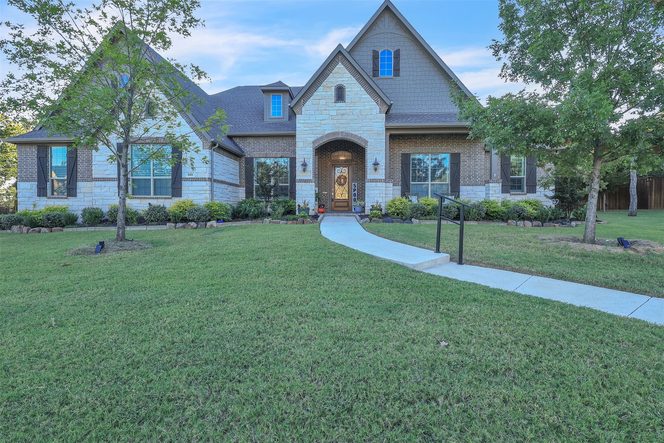 Keller, Texas, 76248, United States, 4 Bedrooms Bedrooms, ,5 BathroomsBathrooms,Residential,For Sale,1981790