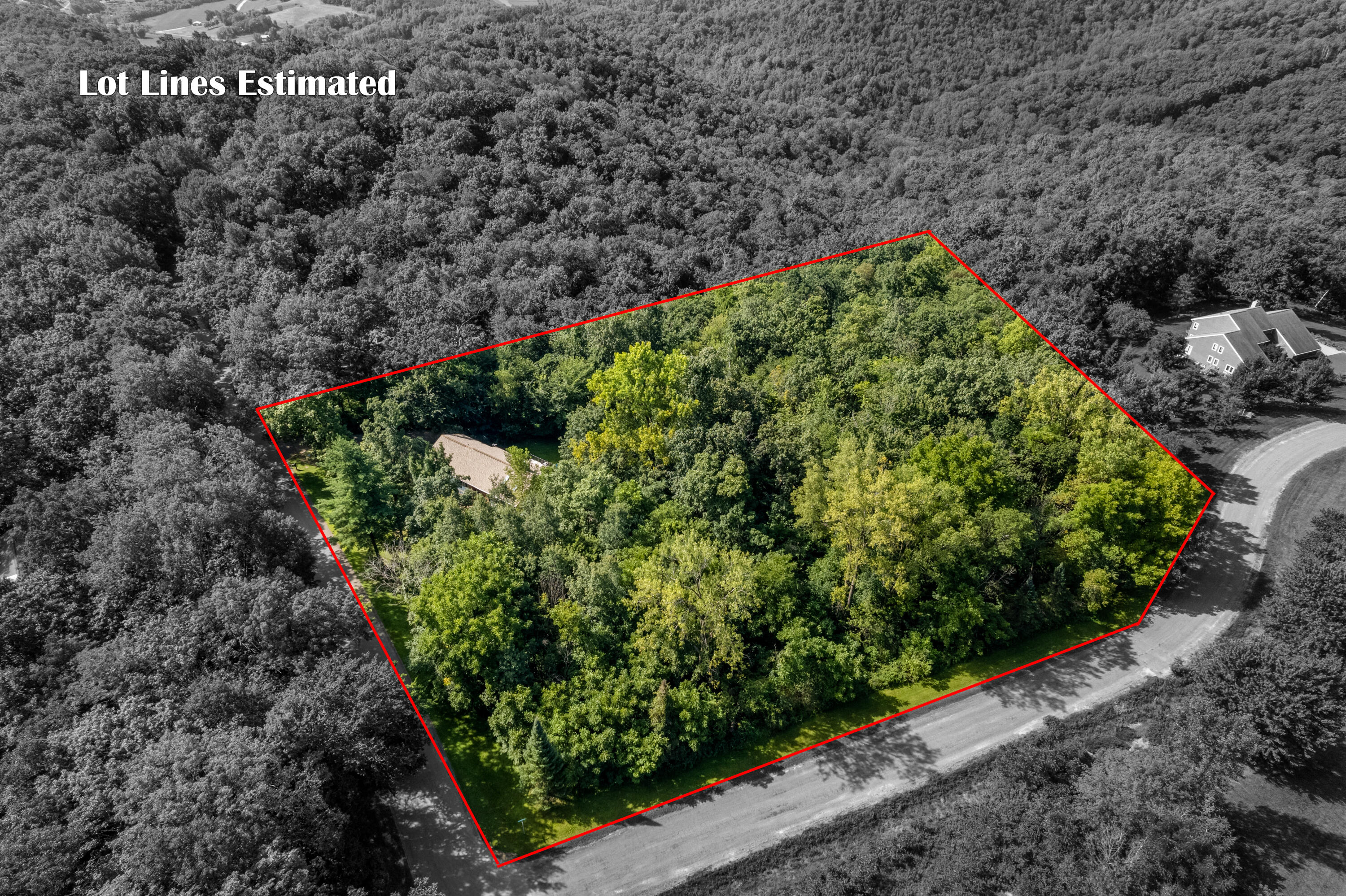 Shelby, Wisconsin, 54601, United States, 4 Bedrooms Bedrooms, ,3 BathroomsBathrooms,Residential,For Sale,1930949