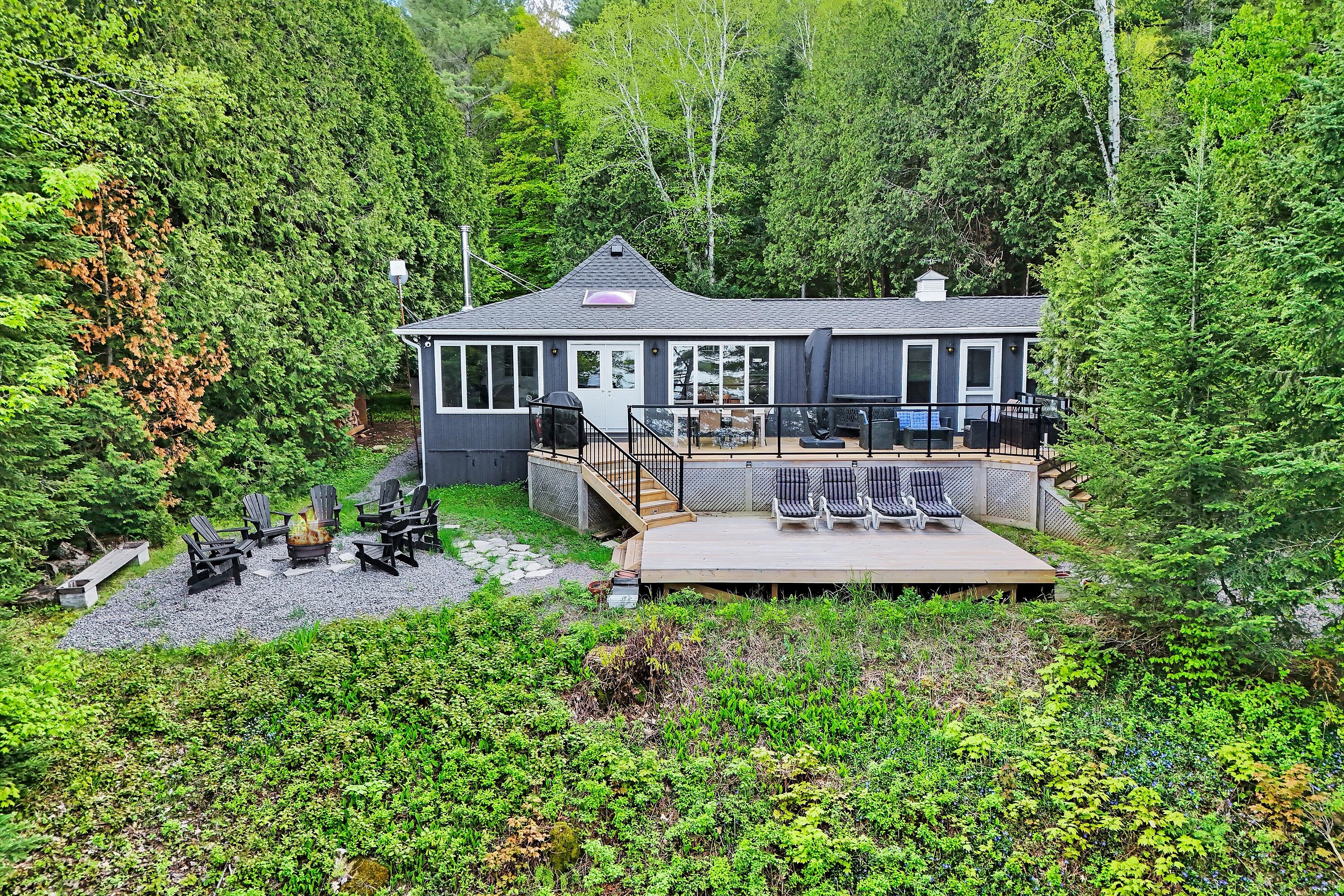  Coveted Area of Lake of Bays - 物件實景