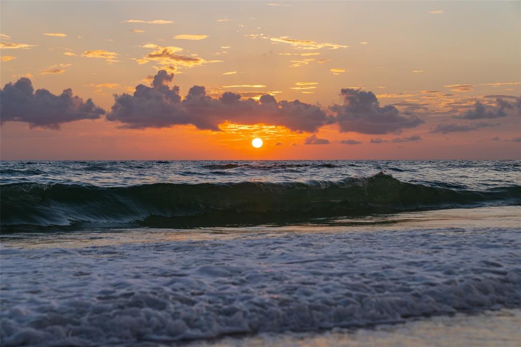 Anna Maria, Florida, 34216, United States, 5 Bedrooms Bedrooms, ,4 BathroomsBathrooms,Residential,For Sale,1819285