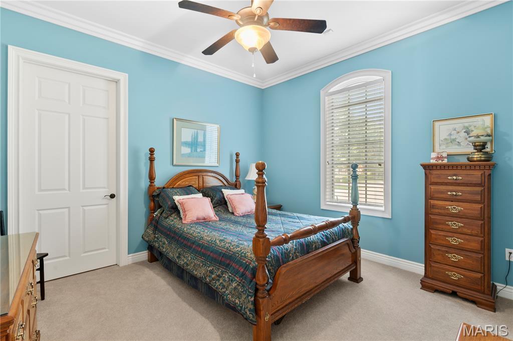 Charleston, Missouri, 63834, United States, 4 Bedrooms Bedrooms, ,6 BathroomsBathrooms,Residential,For Sale,1974839