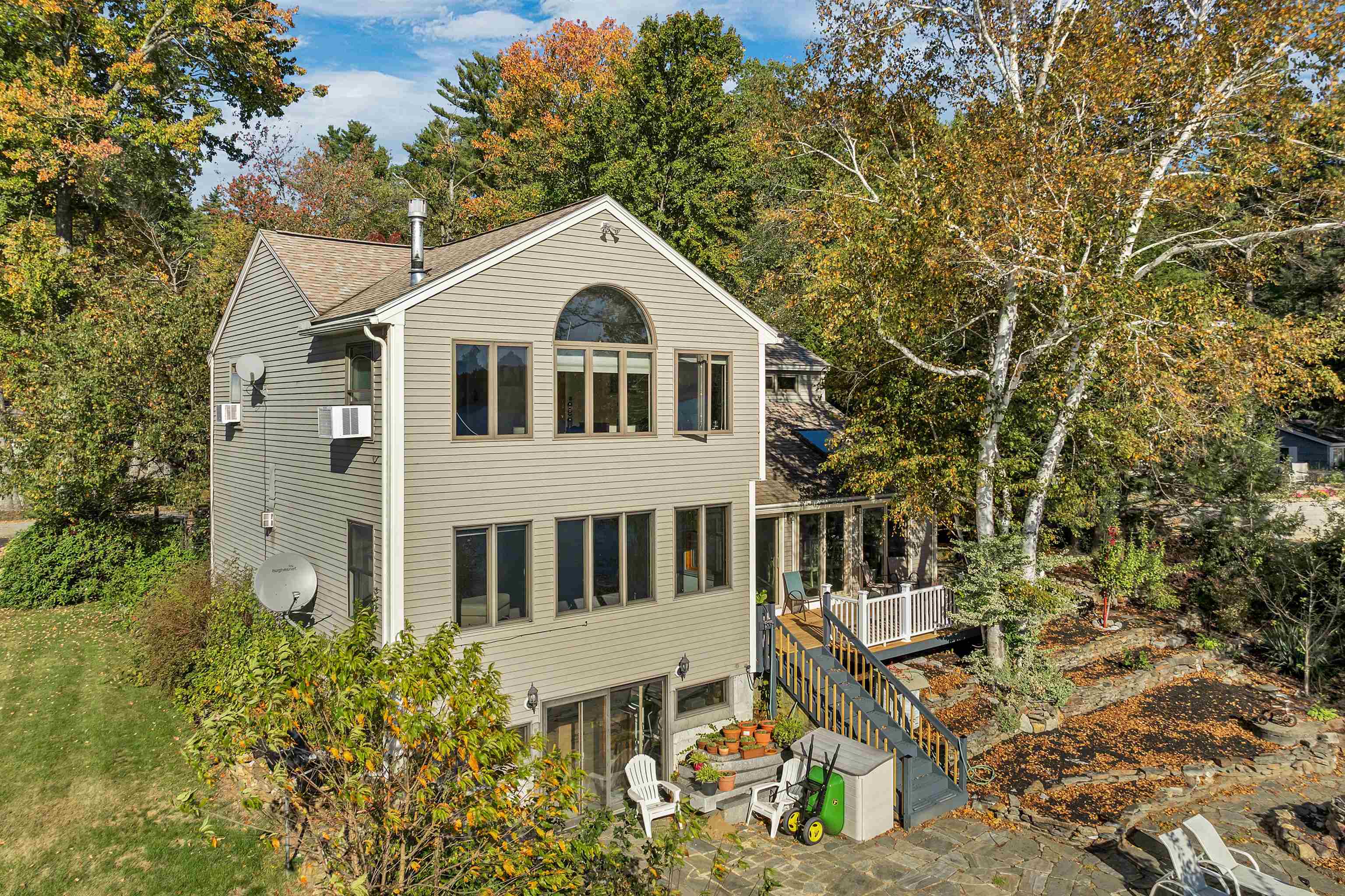 Dunbarton, New Hampshire, 03046, United States, 3 Bedrooms Bedrooms, ,2 BathroomsBathrooms,Residential,For Sale,1989464